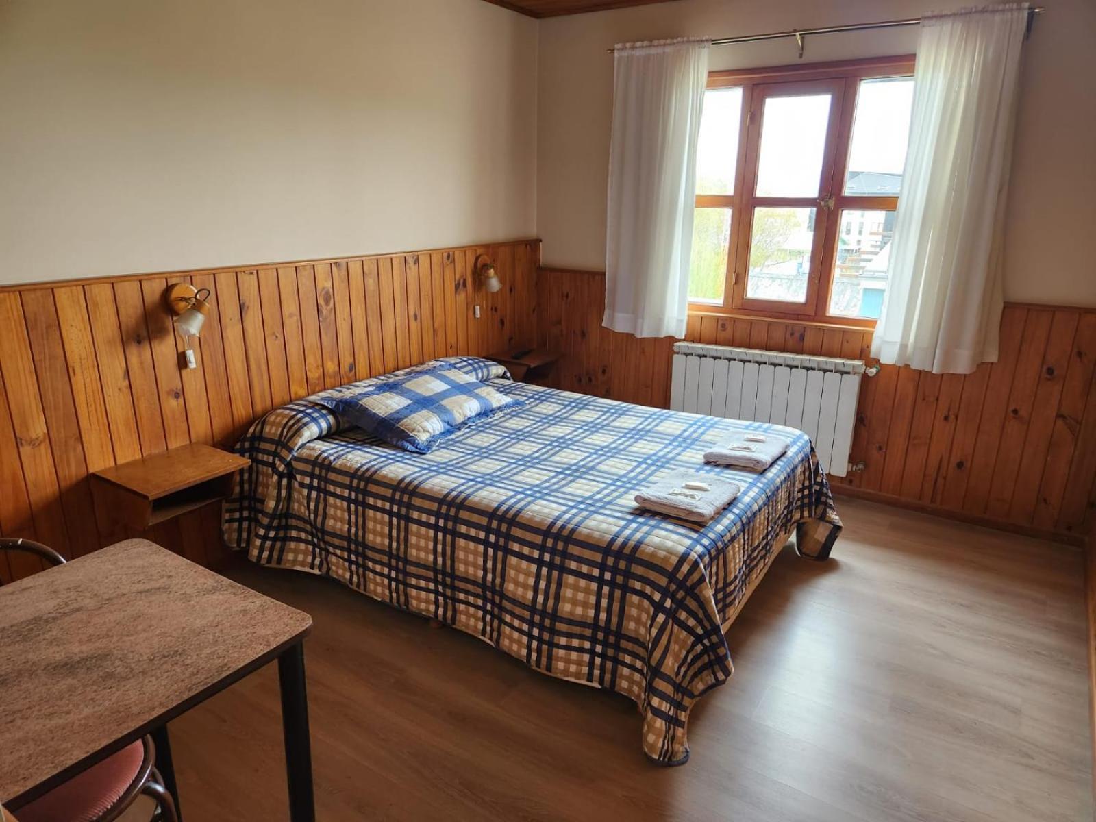 Hostal Rio Ona