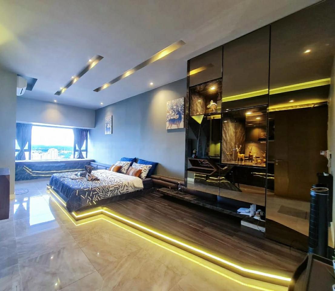 Romantic&PremiumSuite●PrivateBathtub●InfinityPool●Netflix●FreeCarpark●ImperioResidence●LuxuryCondo