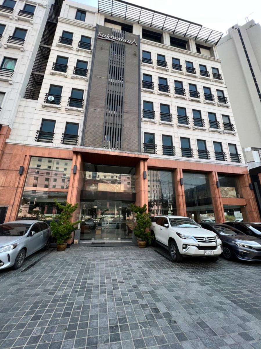 hotel building