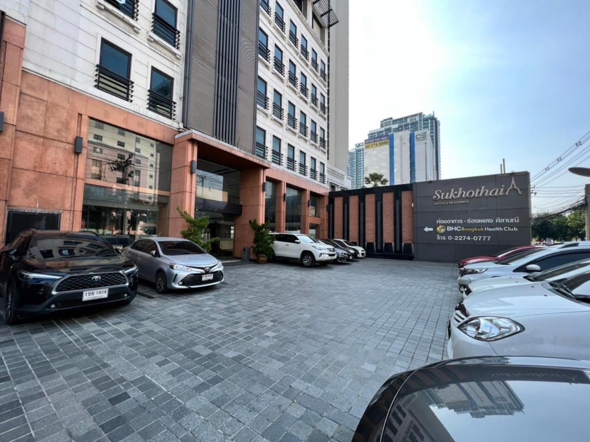 hotel building
