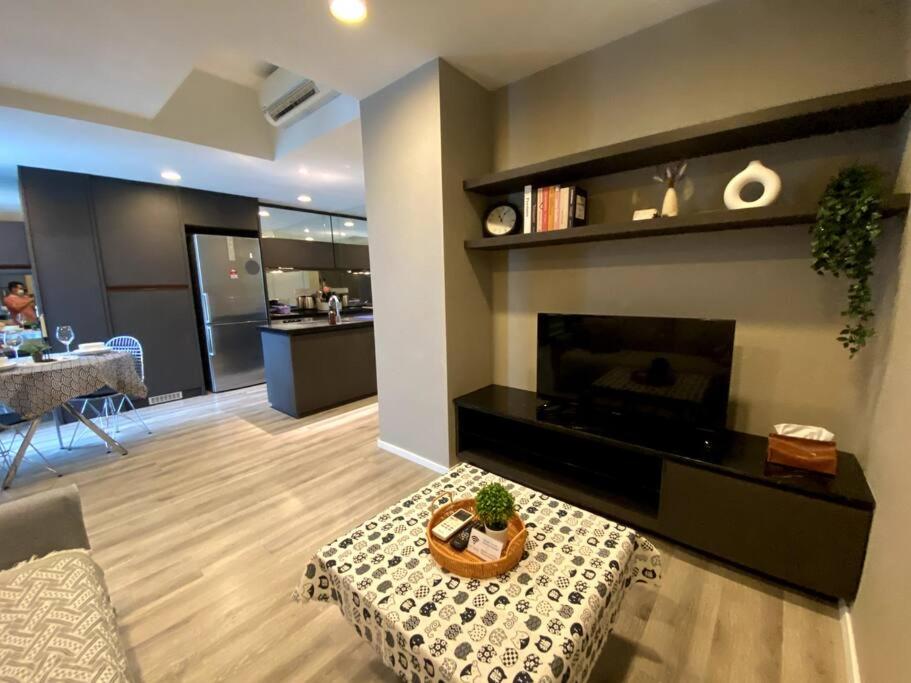 Verve Old Klang Road 1 bedroom 1km Mid Valley