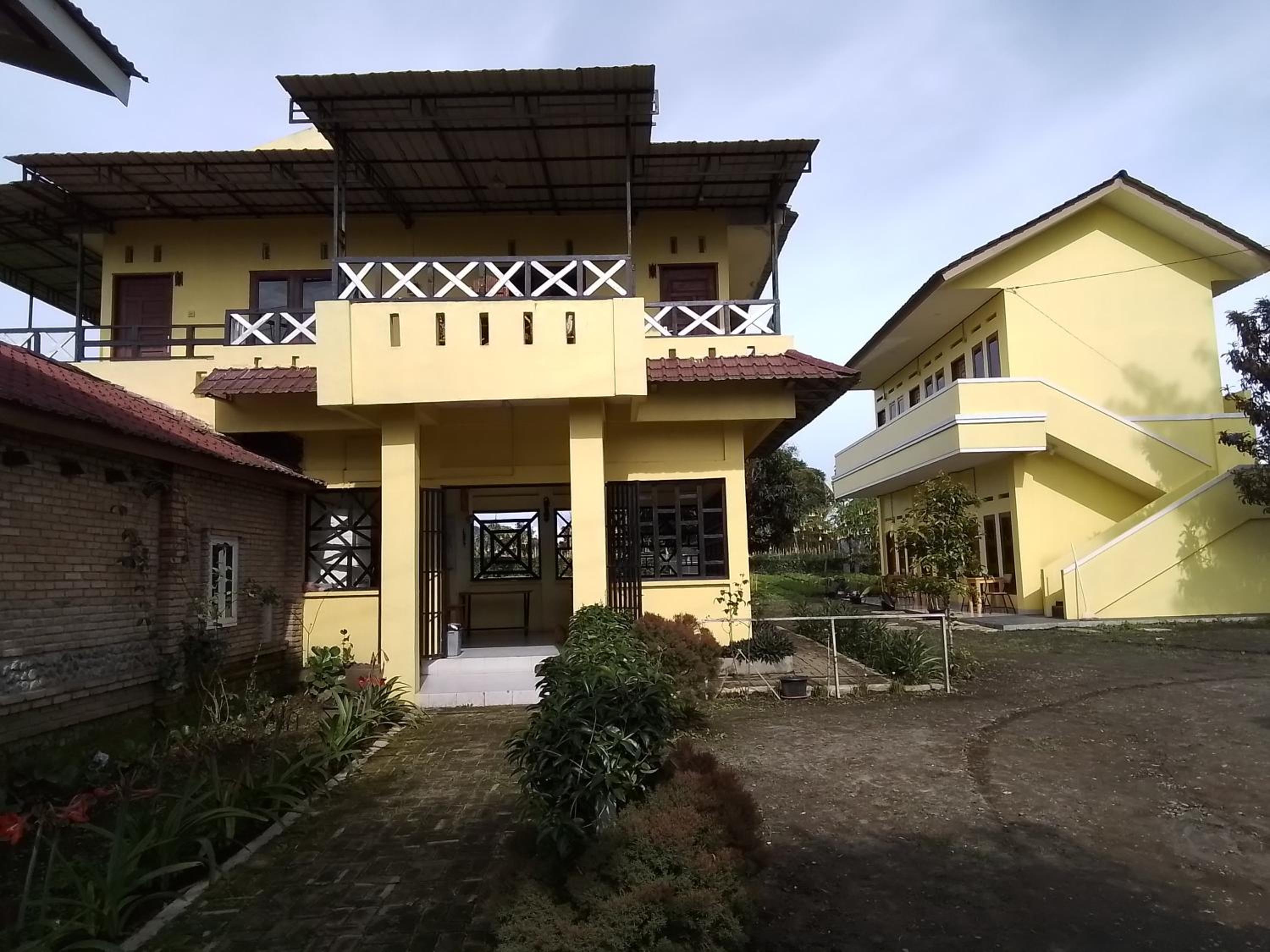 Berastagi Mountain View Homestay & Pizzeria