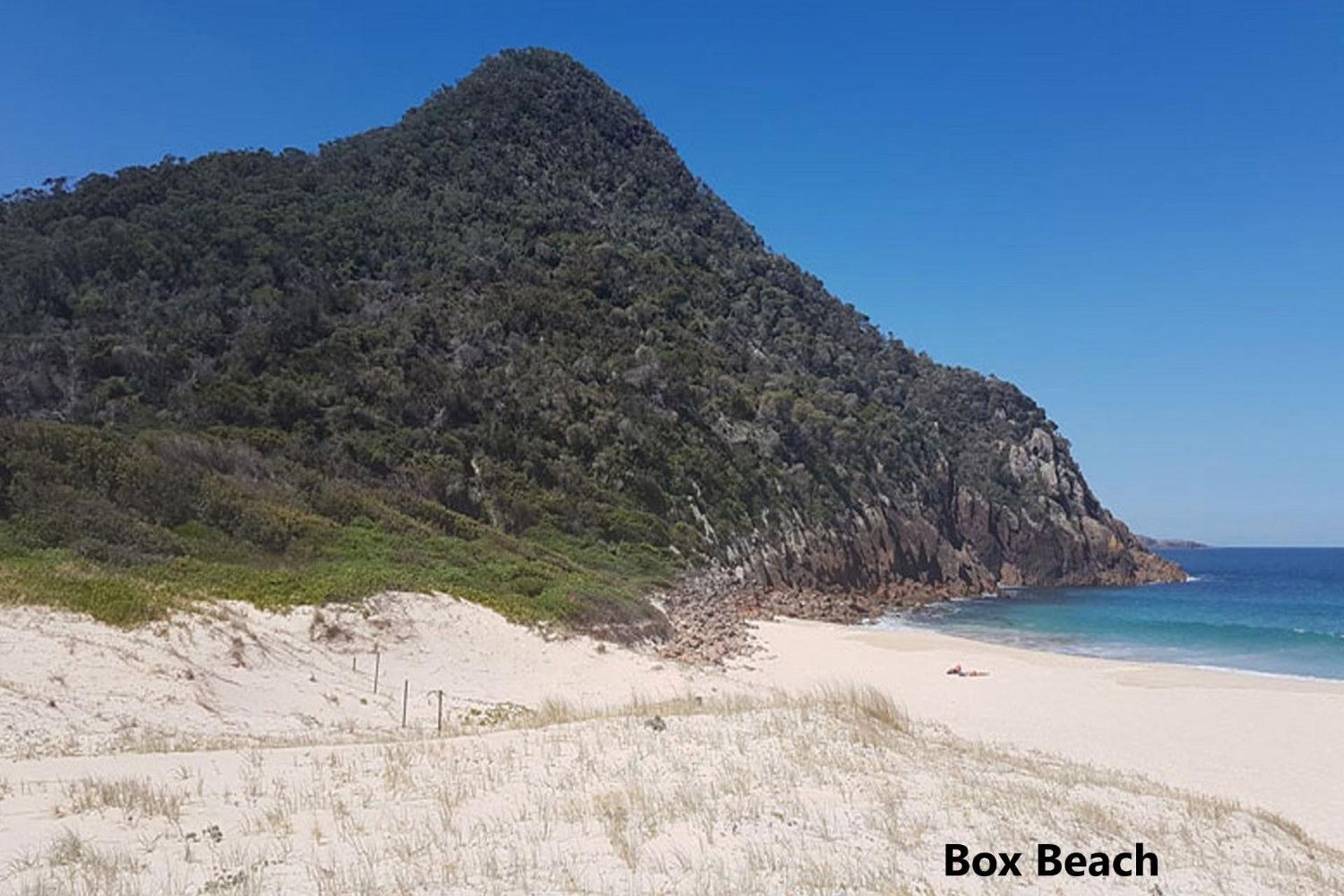 Fleetwood 3 63 Shoal Bay Road Relaxed living with water views overlooking Shoal Bay