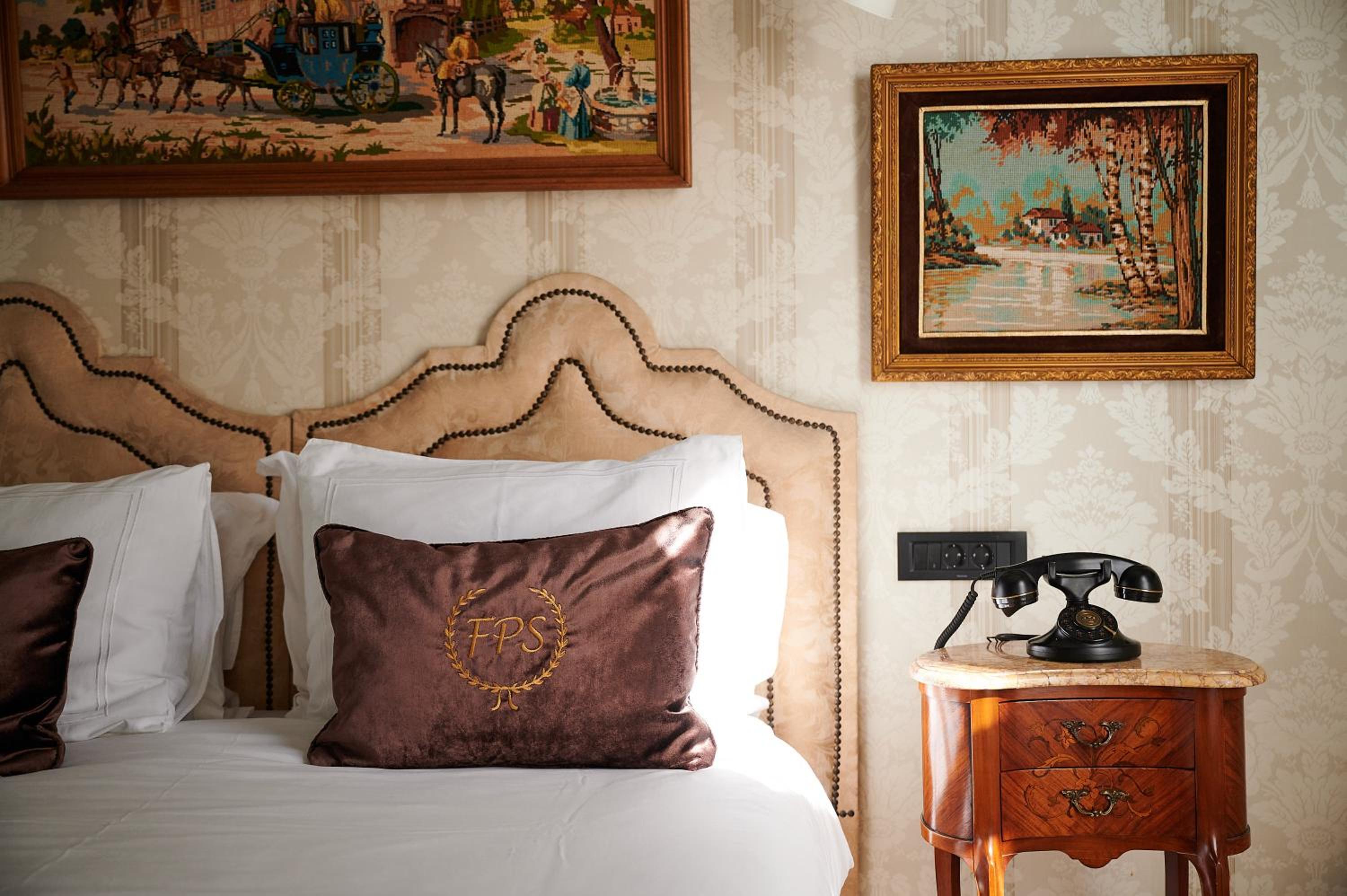 Faik Pasha Otelleri Özel Kategori Beyoğlu İstanbul - Image 149