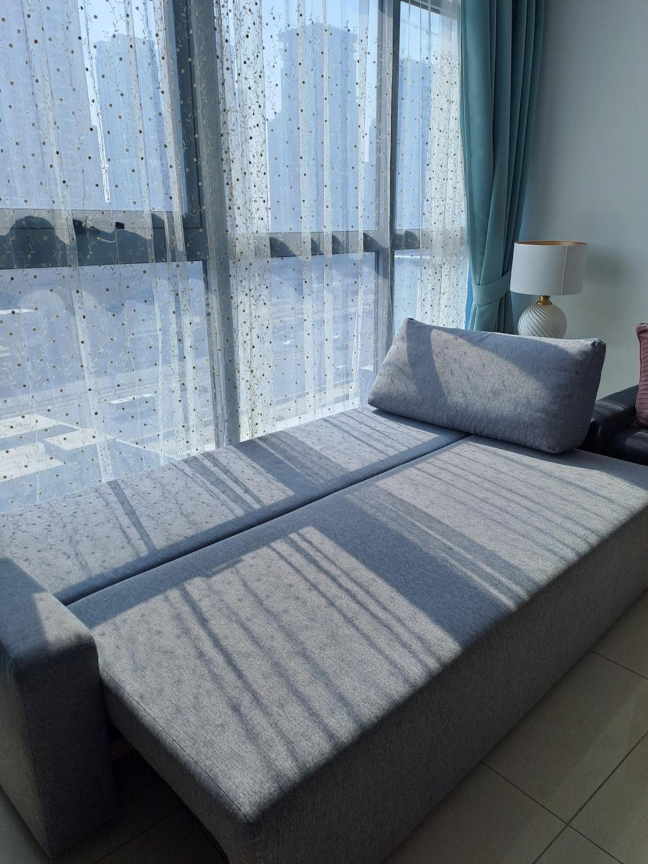 Newly furnished One Bedroom Apartment next to Metro & Beach in Marina Residence