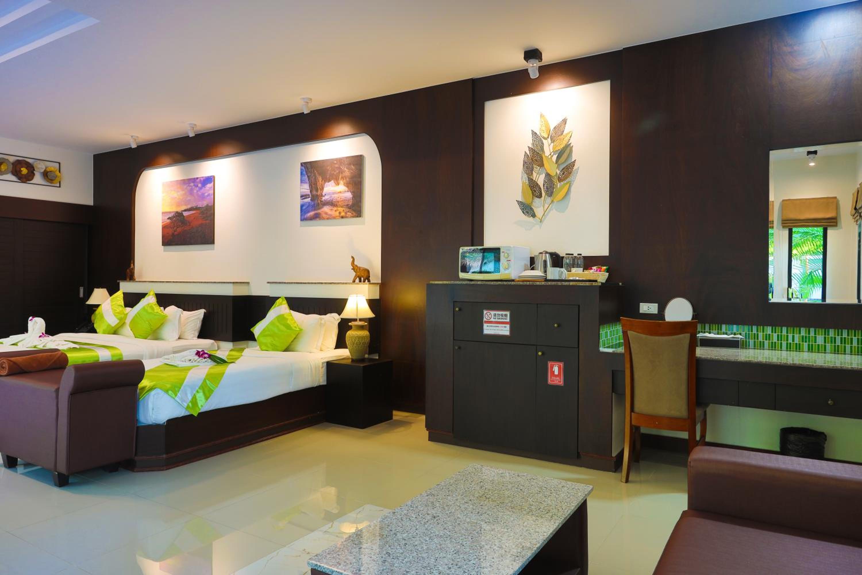 3Z Pool Villa and Hotel