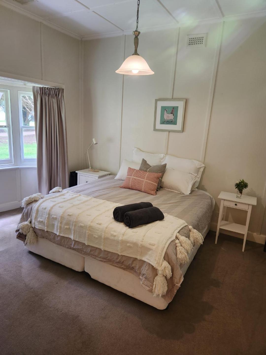Deepfields Romsey Cottages