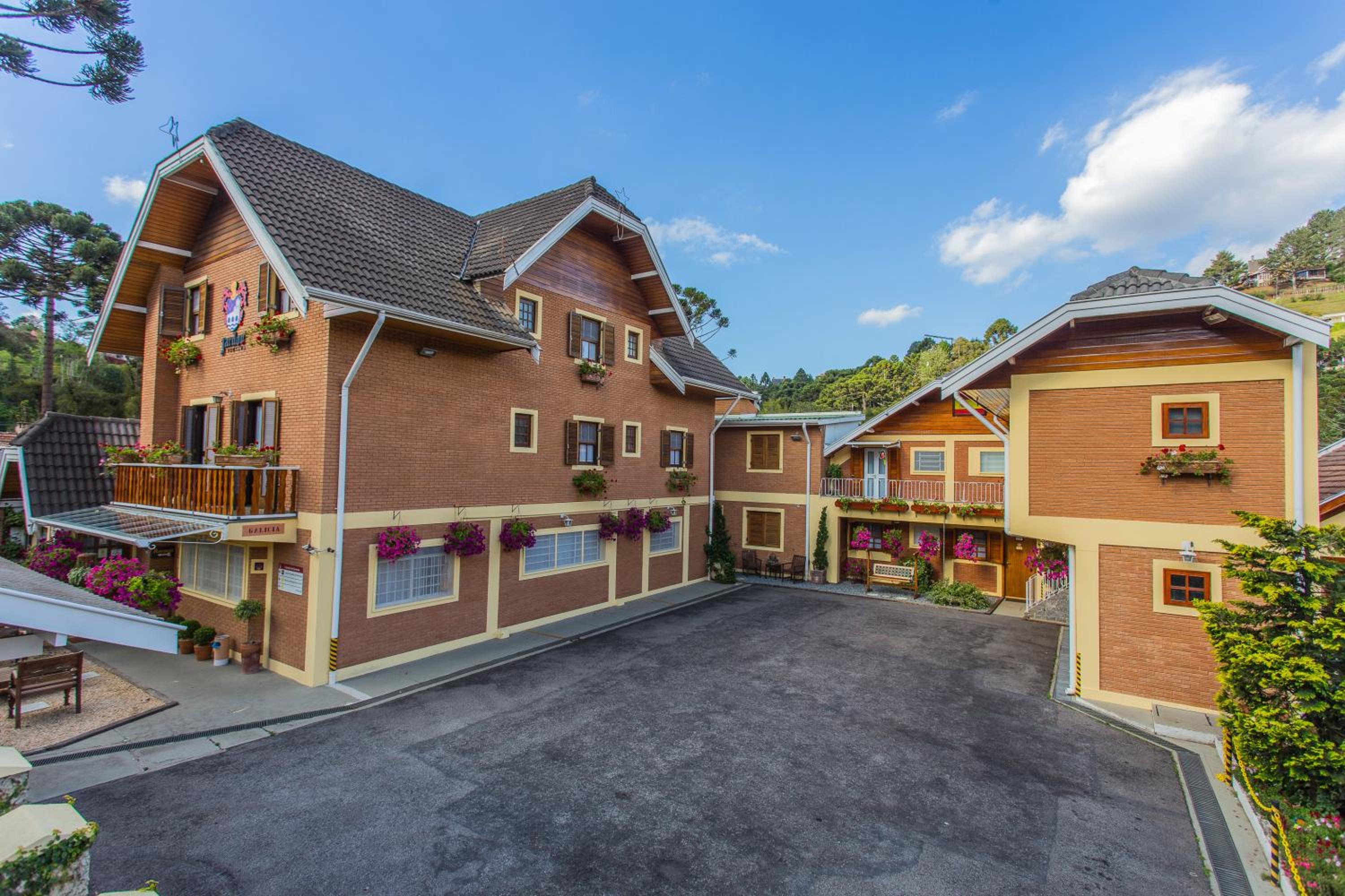 Hotel Pousada Jardon Campos do Jordão - Exclusiva para Adultos - Image 1