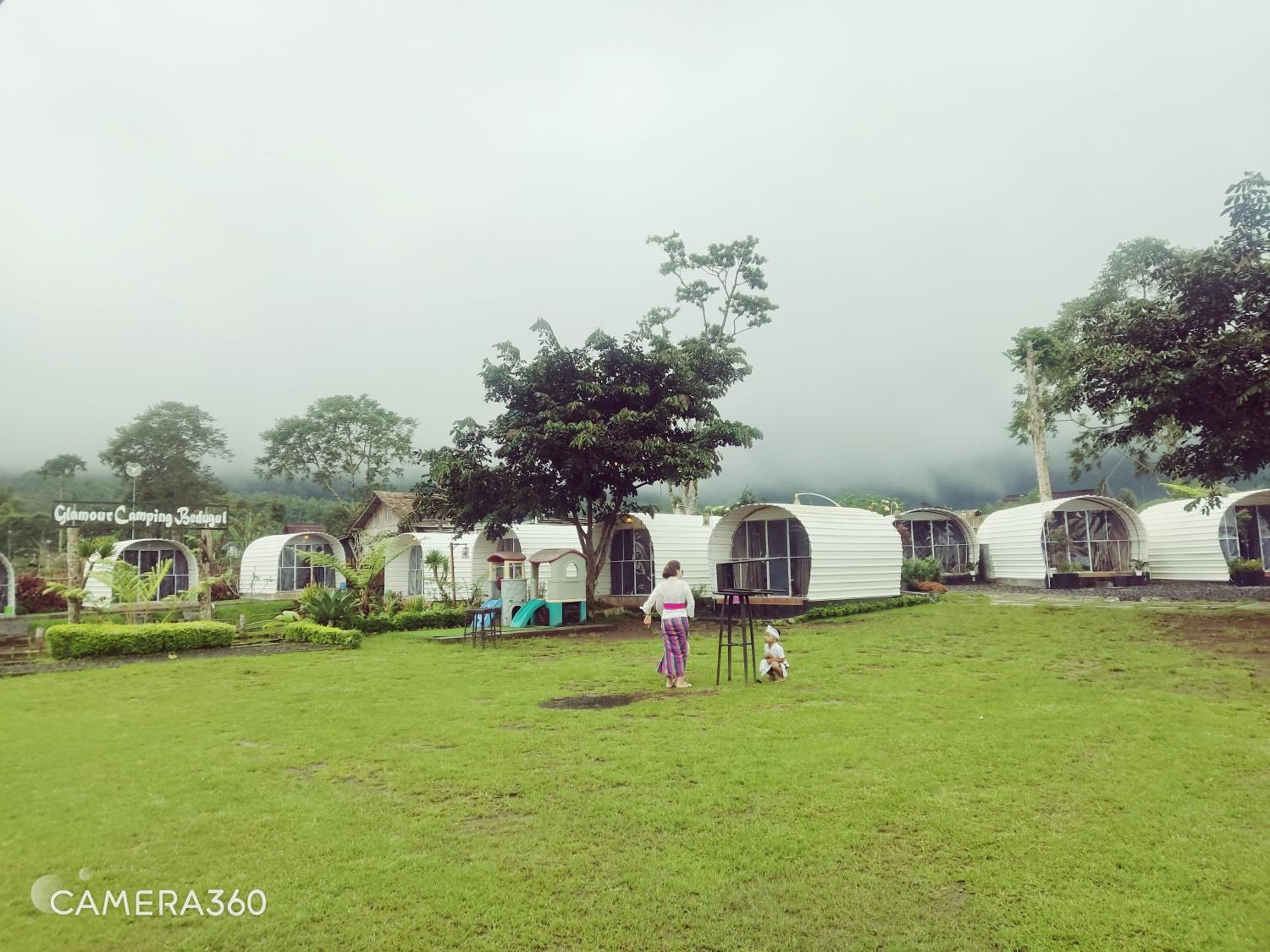 Glamour camping bedugul view 2