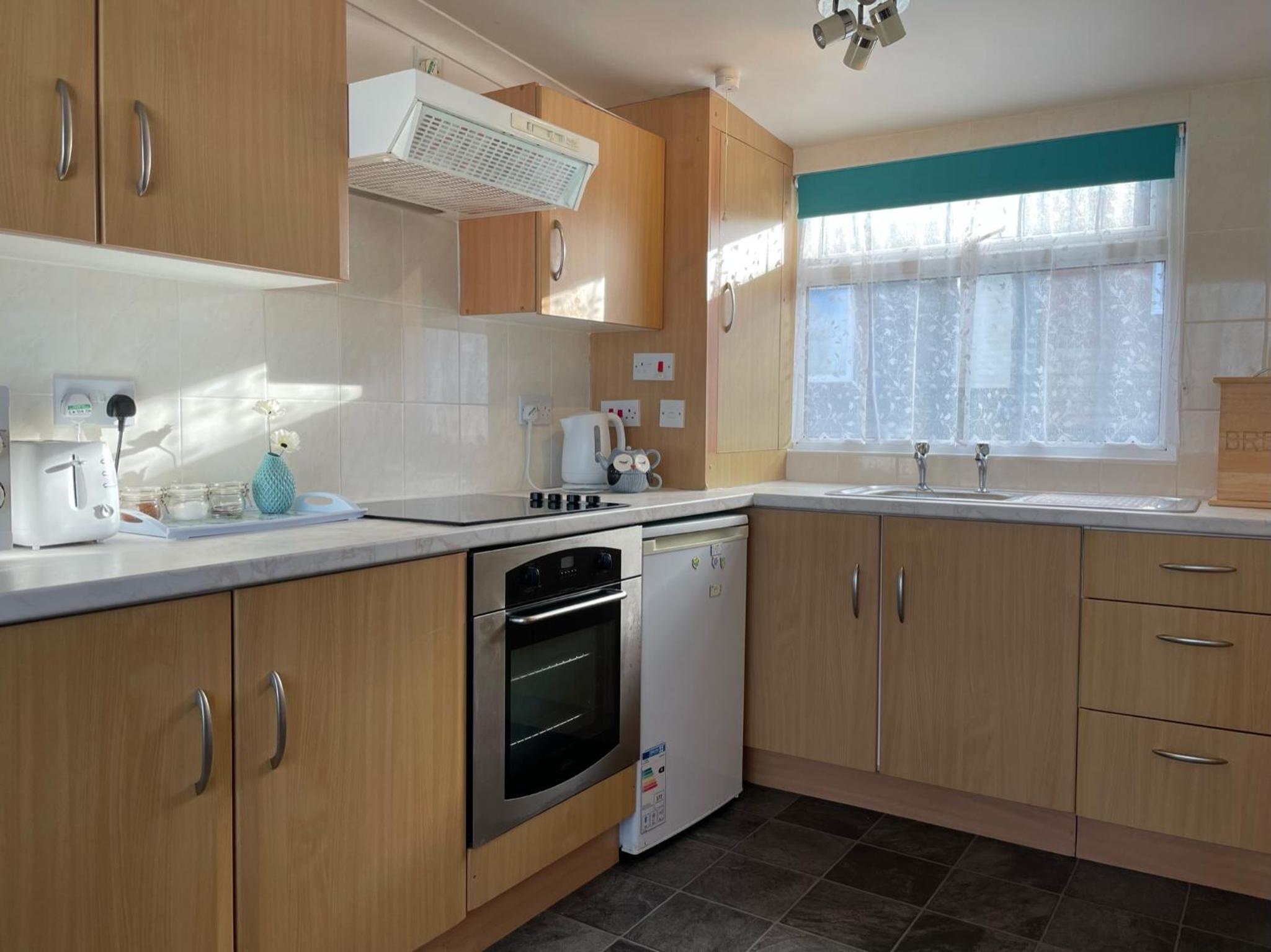 Idyllic Entire Chalet in Bideford Bay holiday Park near Clovelly view 3