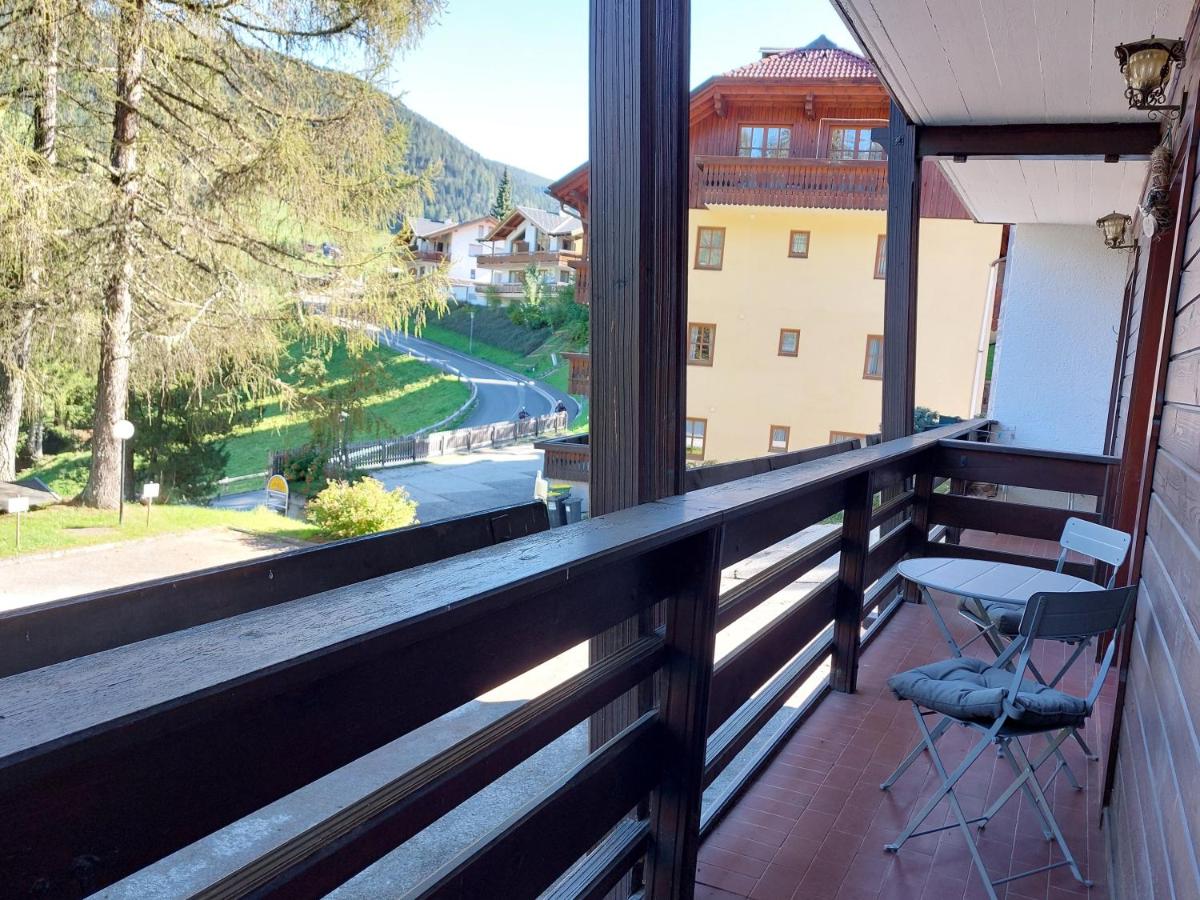Ski-to-door apartment Waldrand