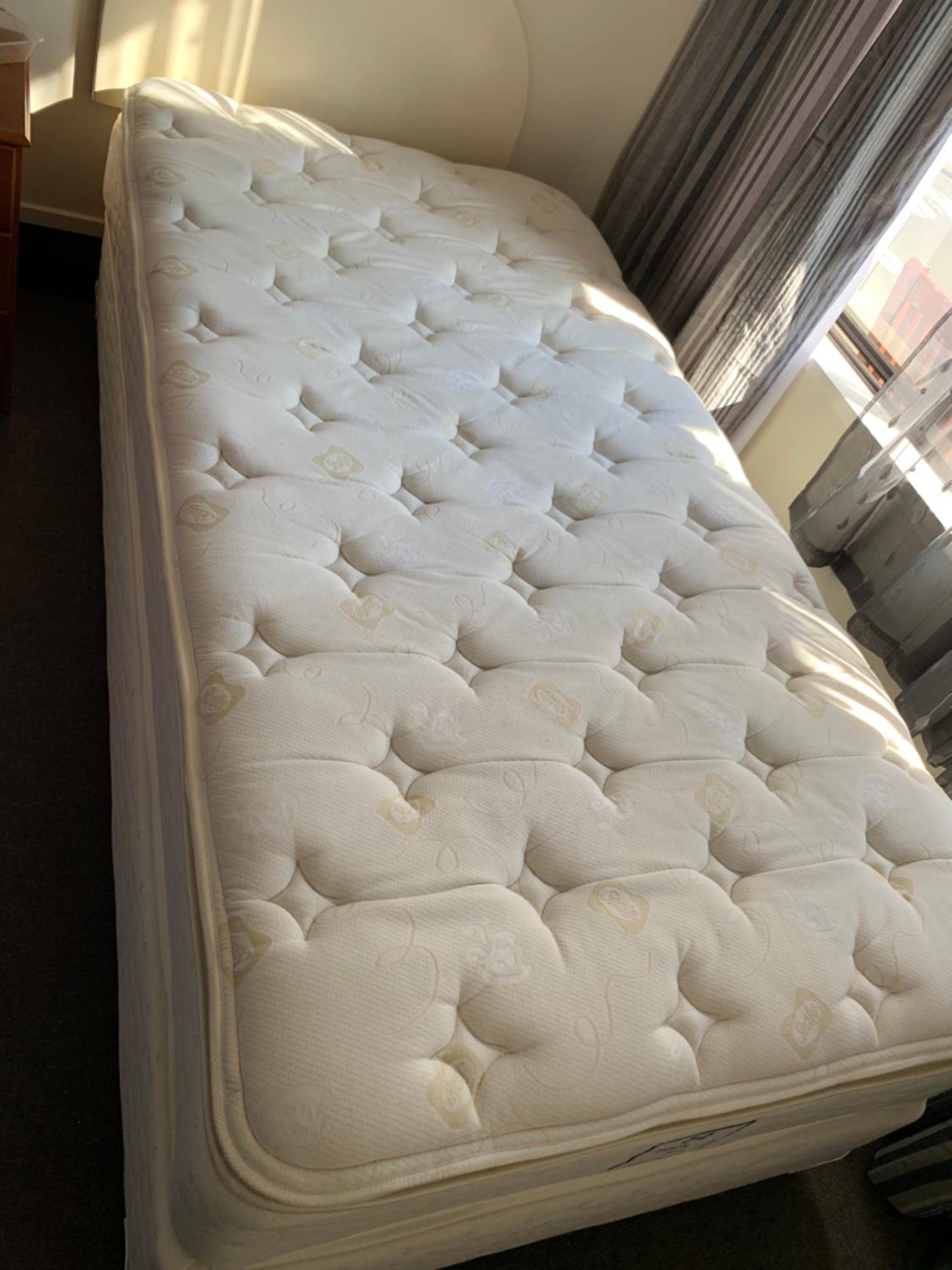 755 Regal Court Motel