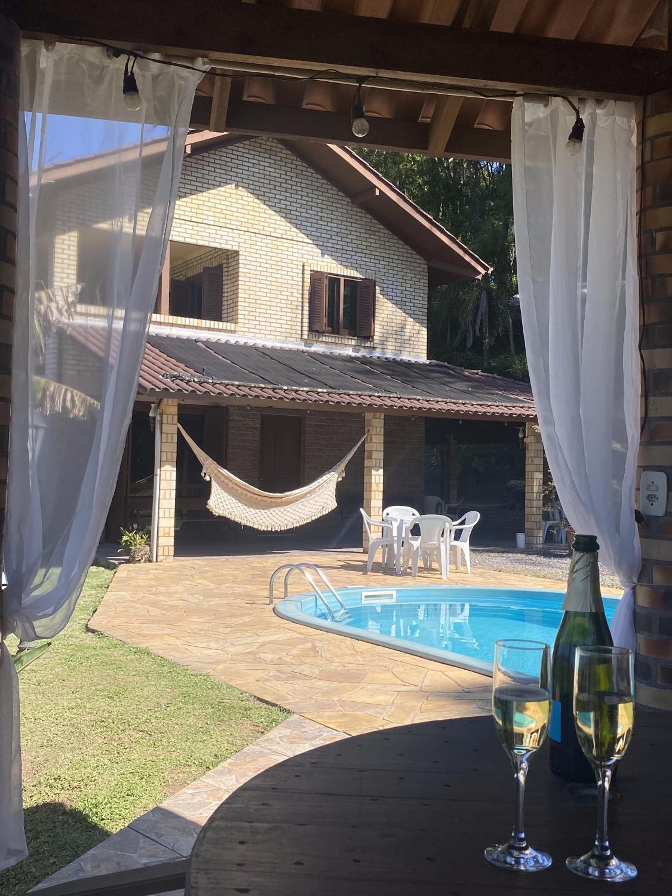 Sítio dos Coqueiros, em meio a natureza com piscina