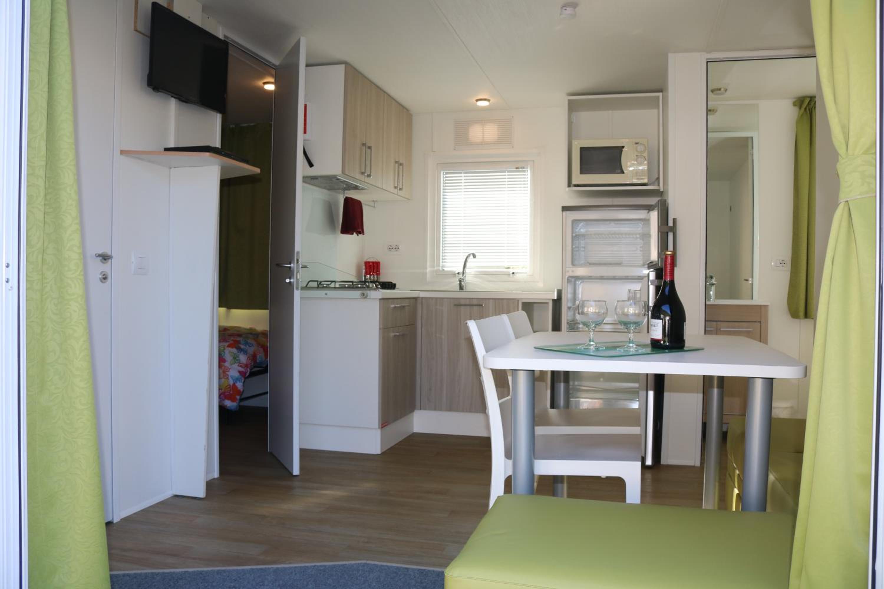 Altogold Swiss Holidays At Manor Farm 5*