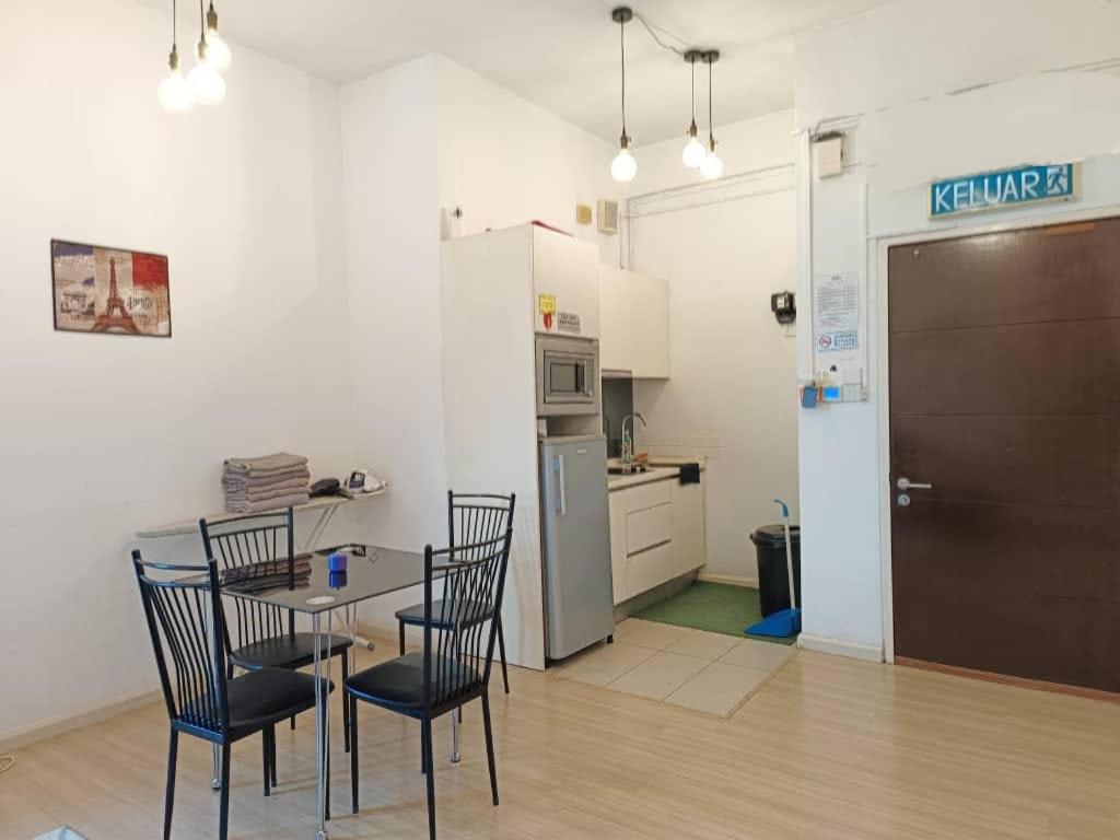 MW SUNWAY NEXIS KOTA DAMANSARA 3Rooms walk to Sunway Hospital and Tropicana mall photo 2