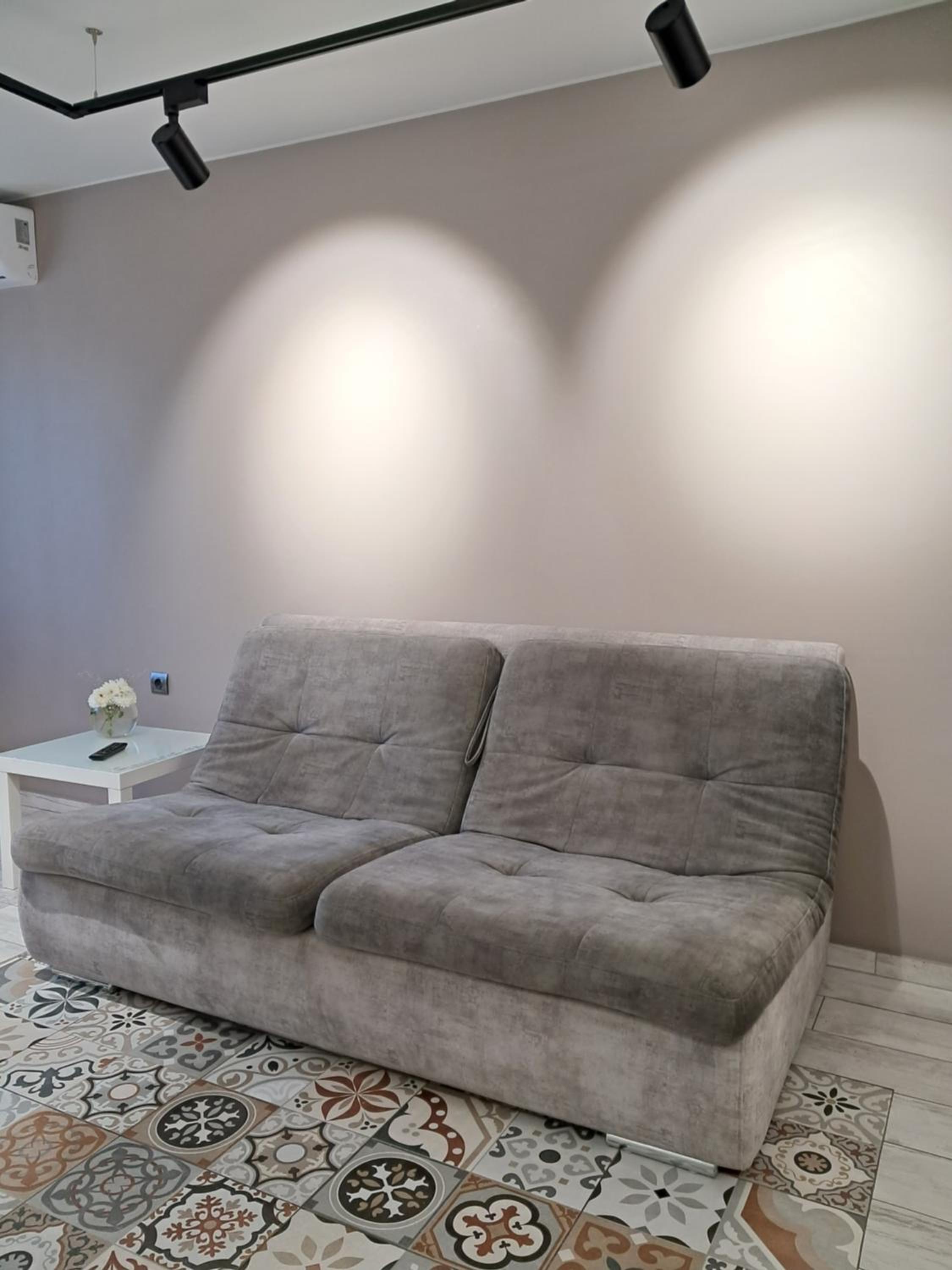 super apartment on O.Polya 137