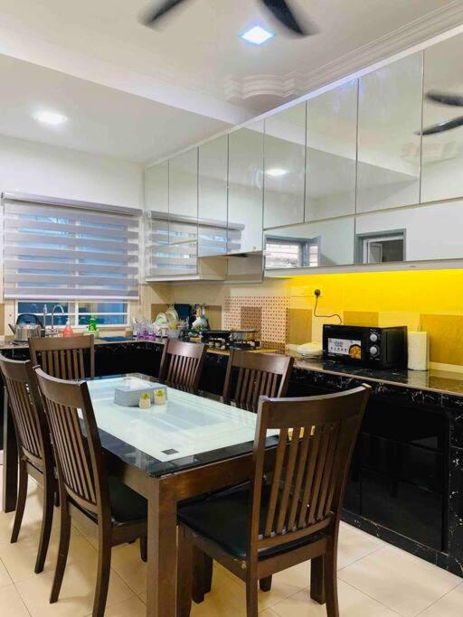 The Green Semenyih Homestay Family Suites 11 PAX photo 4