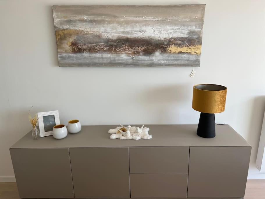 Sea View 1 BR Flat With Pool - Ideal For Couples & Families By SlowayStay Holiday Apartment & Short Term Rental Oostende