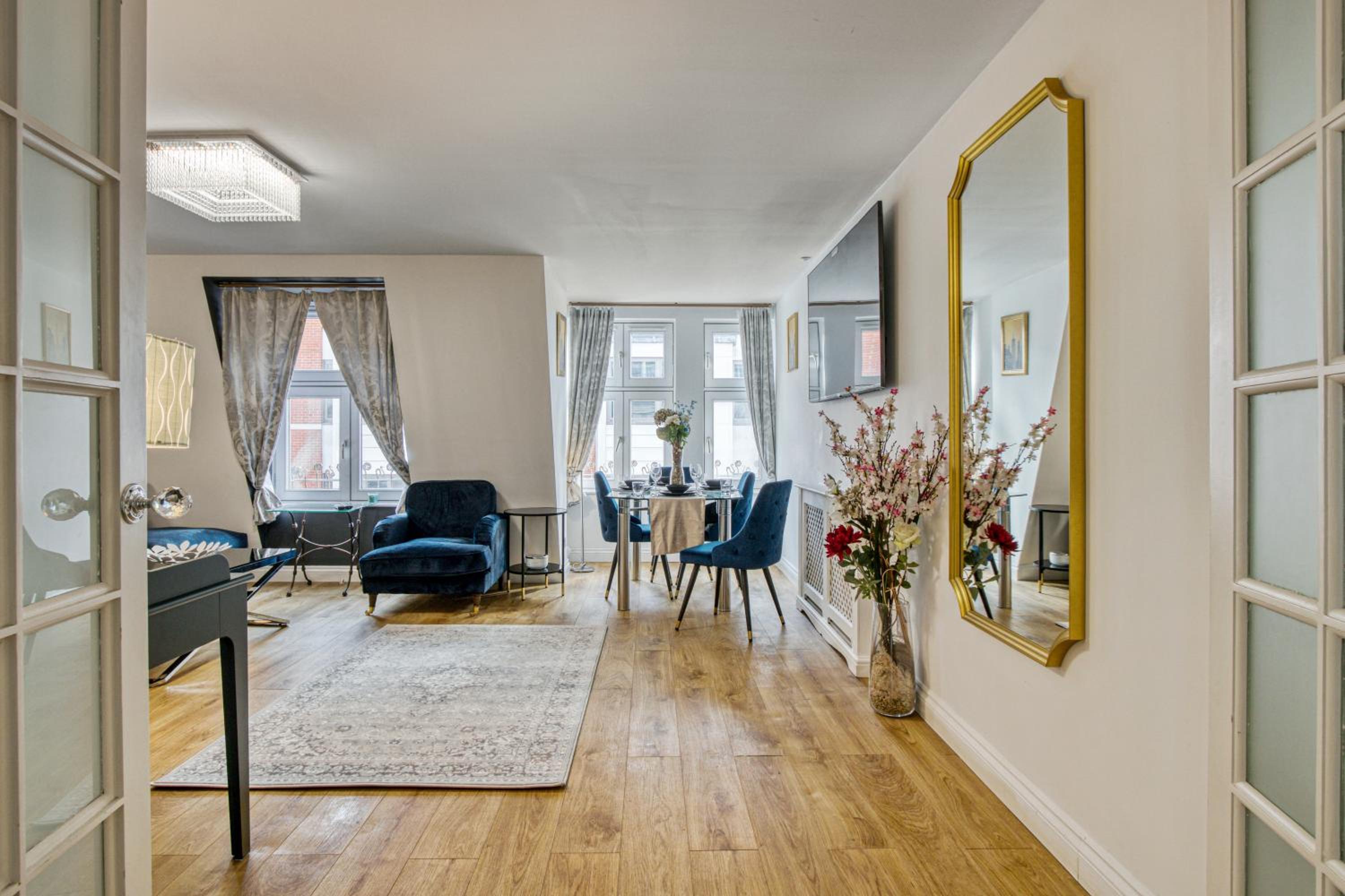 2-Bed 2-Bathroom Mayfair - Maddox St