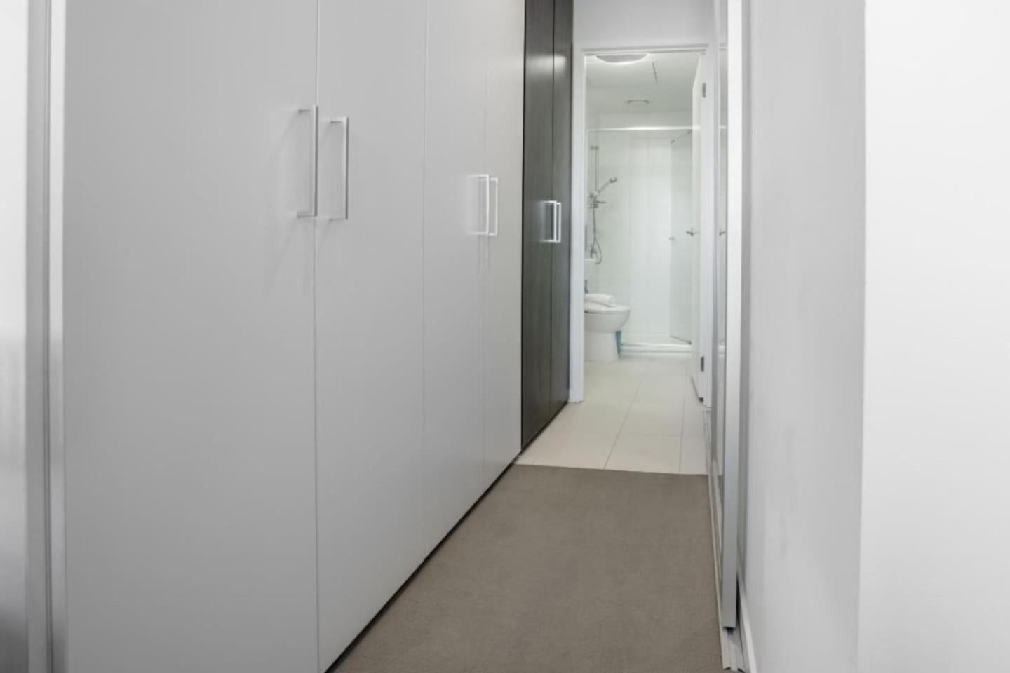 Lovely 1BR Apt Close to Southern Cross