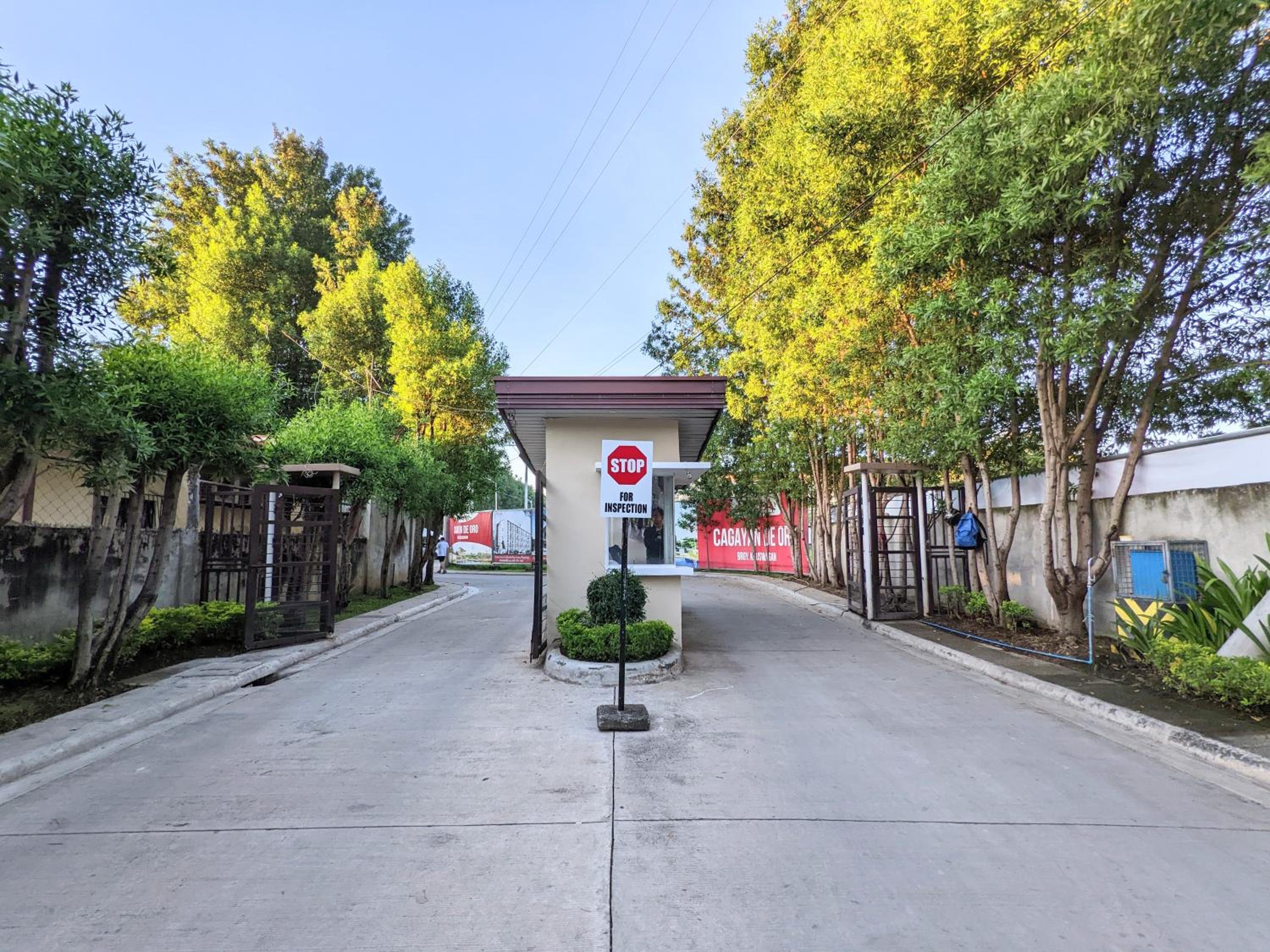 Close to Polymedic Medical Plaza with FREE Wi-fi & Netflix view 5
