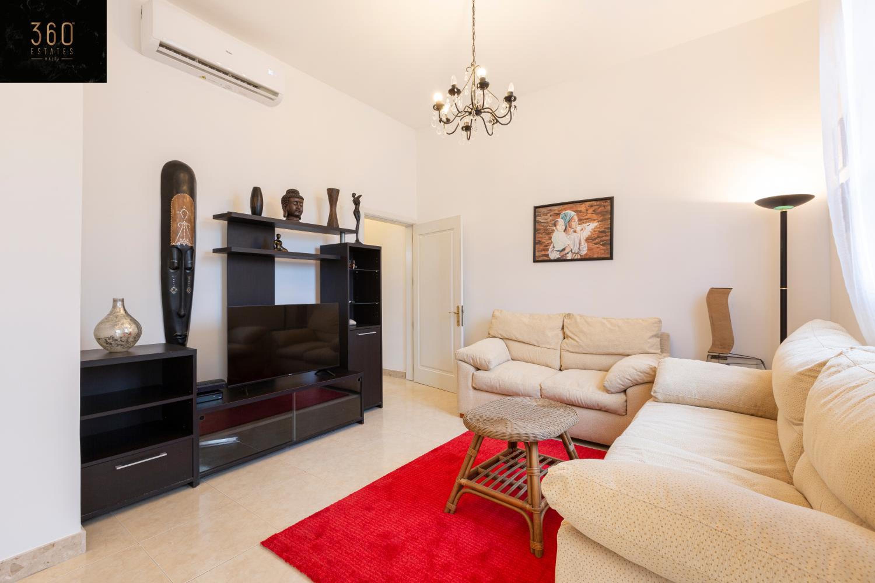 Central APT 5mins to promenade with SOFA AC & WIFI by 360 Estates view 3
