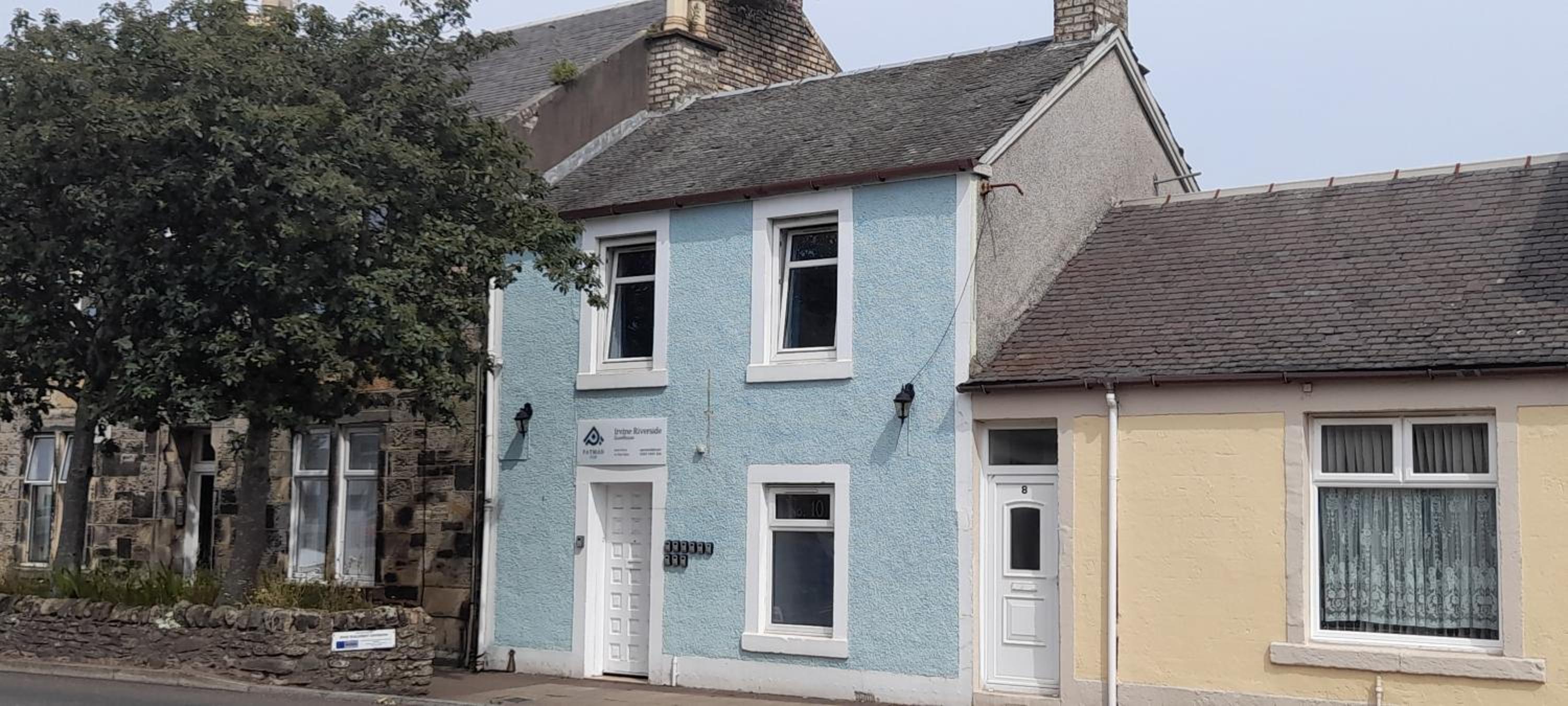 Irvine Riverside Guesthouse