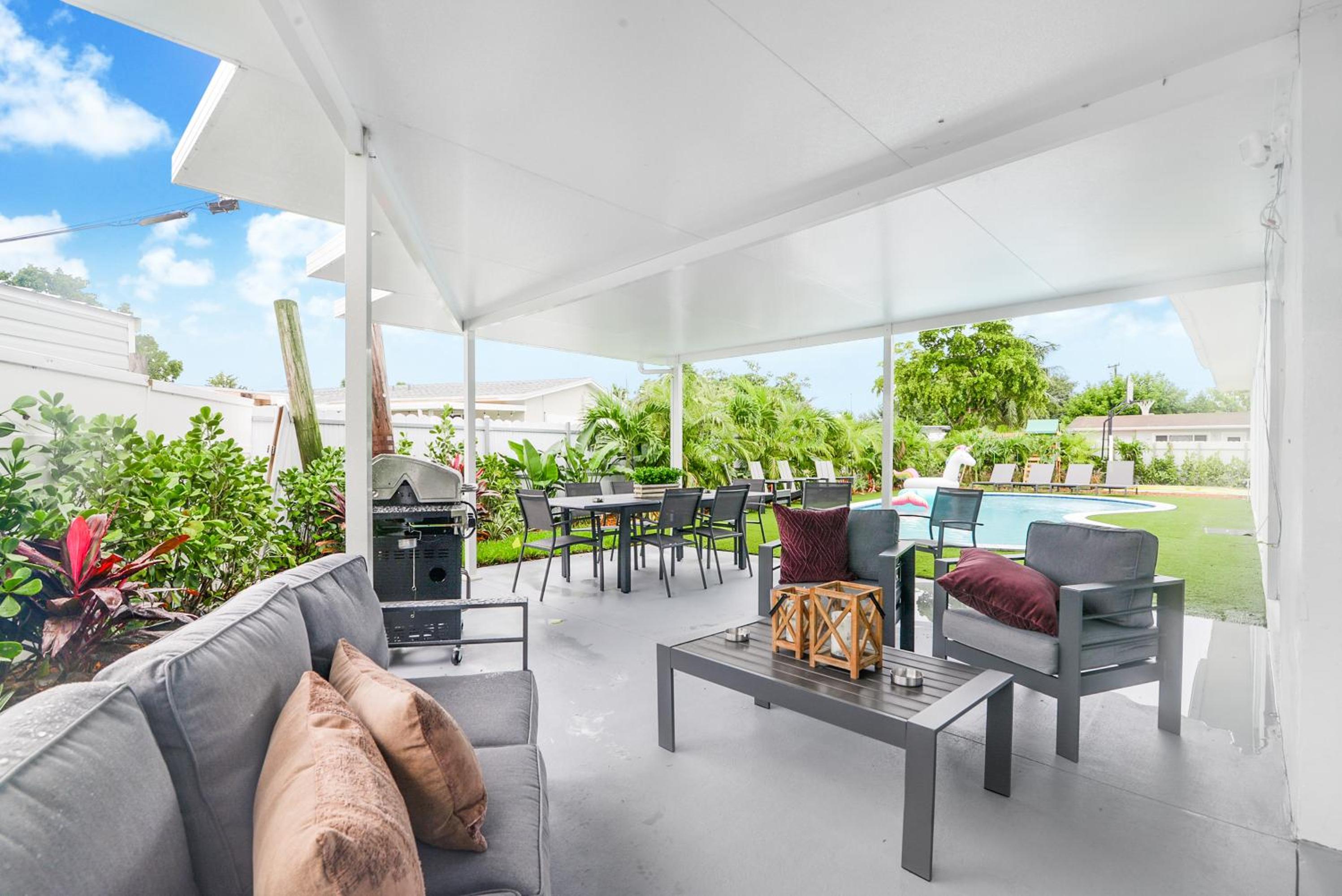 Family 5BR Miami Resort Pool, Sports & BBQ Oasis L04