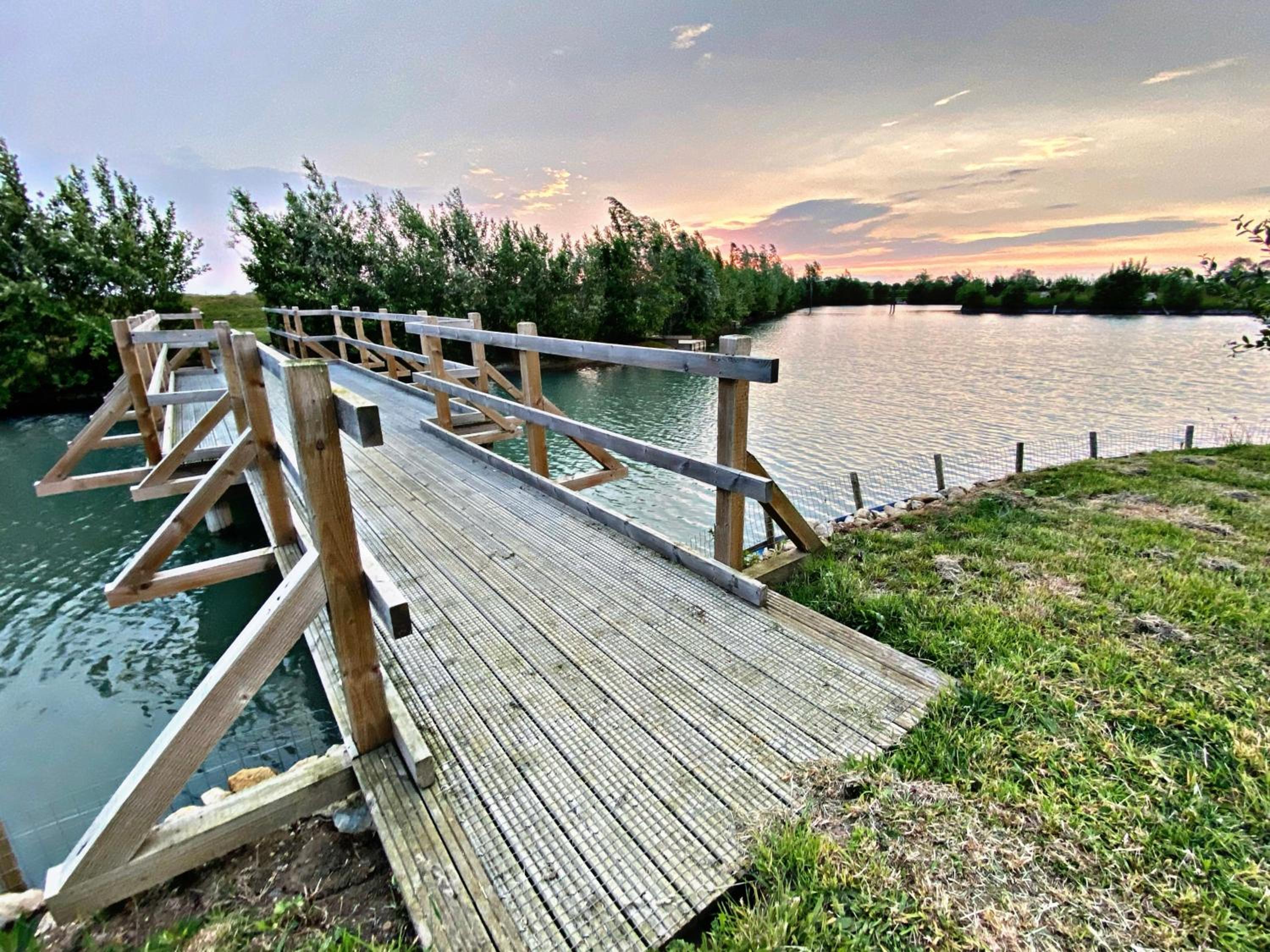Waterside Lodges Cambridge view 2