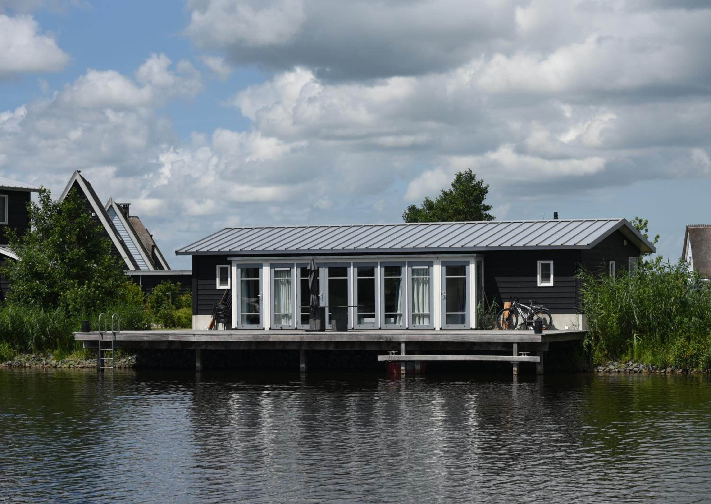 Waterresort Bodelaeke Giethoorn