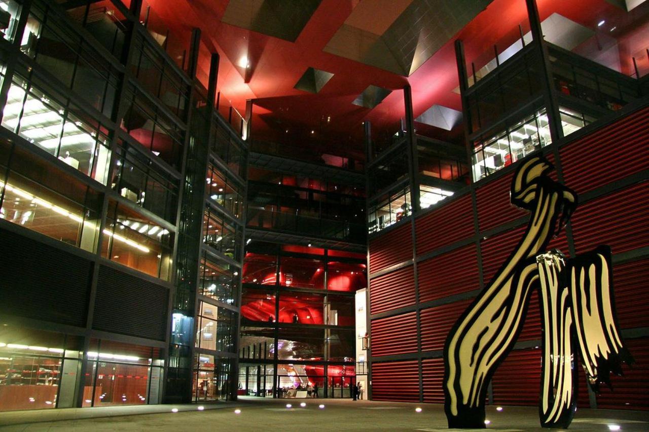 Reina Sofía Museum House