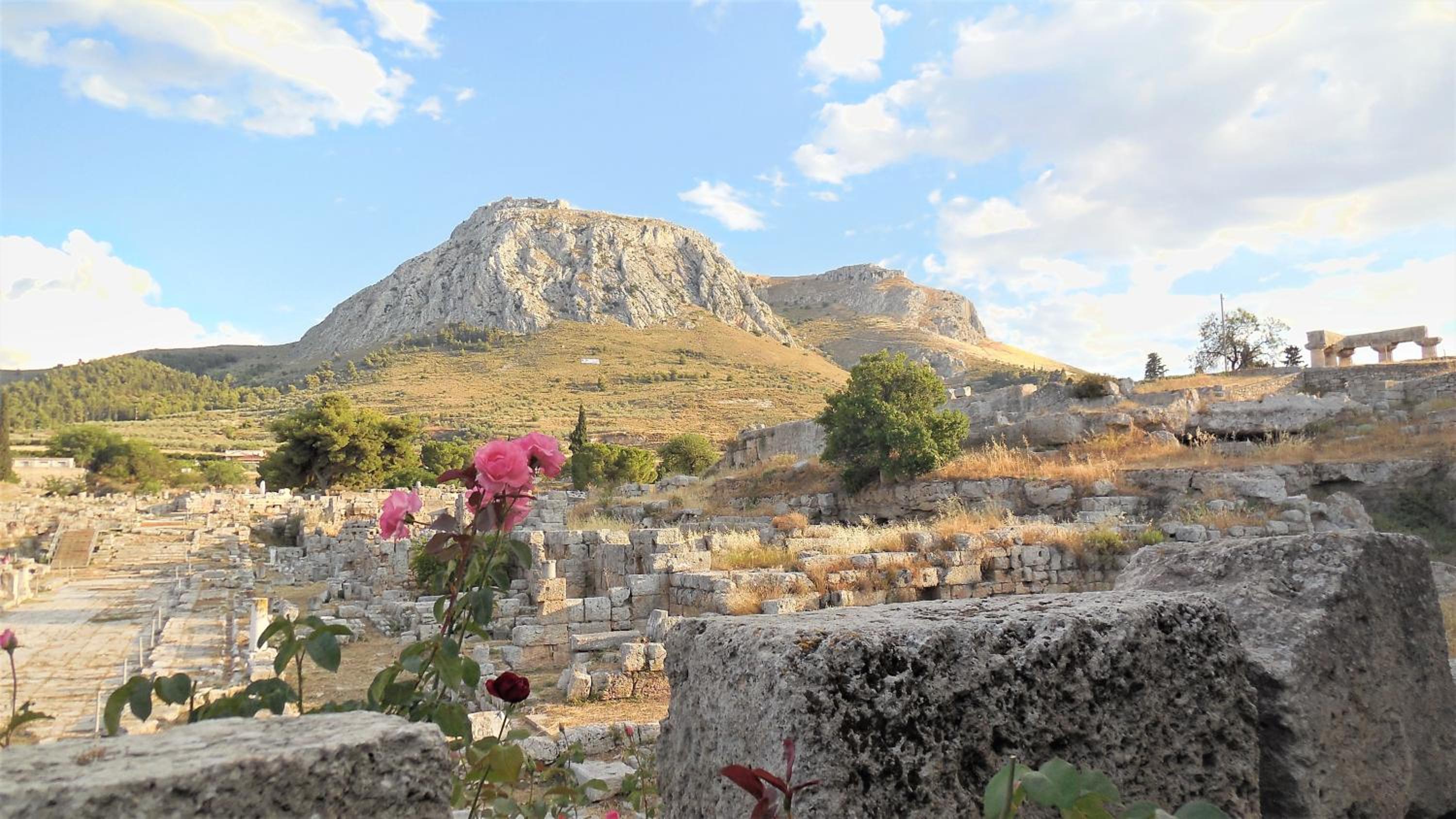 Akrokorinthos View House
