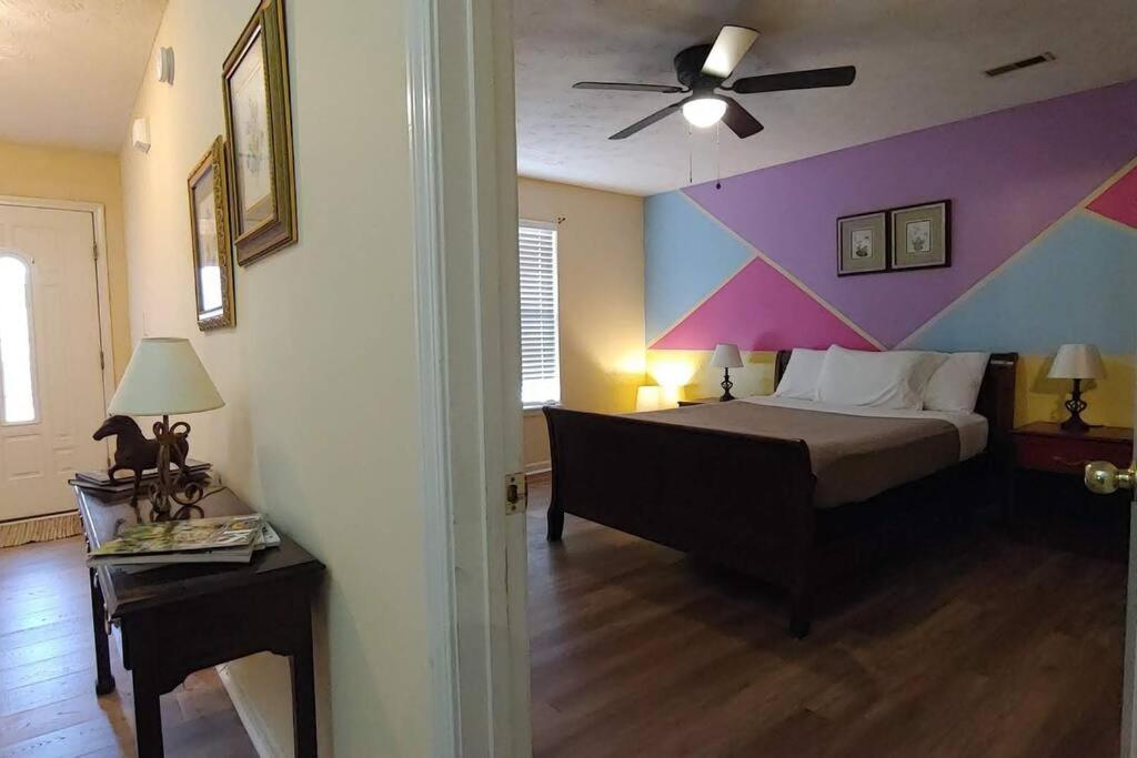 Lexington Vacations - Ranch Style Spacious 3 Bedrooms w/ Jacuzzi tub - Property Image 5