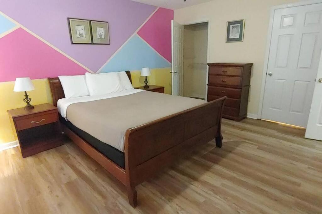 Lexington Vacations - Ranch Style Spacious 3 Bedrooms w/ Jacuzzi tub - Property Image 8
