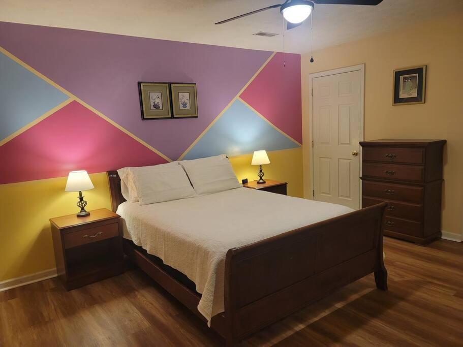 Lexington Vacations - Ranch Style Spacious 3 Bedrooms w/ Jacuzzi tub - Property Image 10