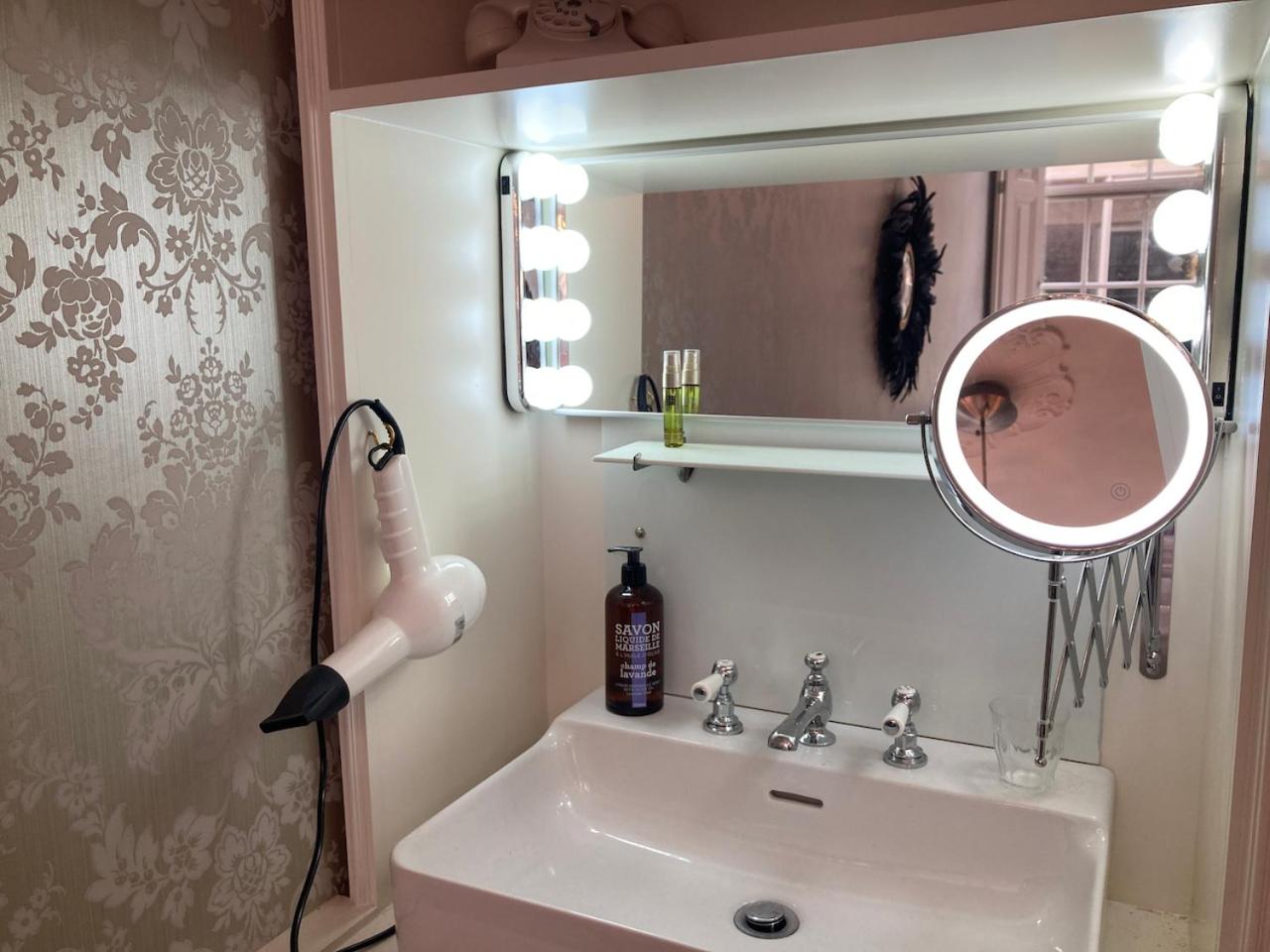 GuesthouseOne