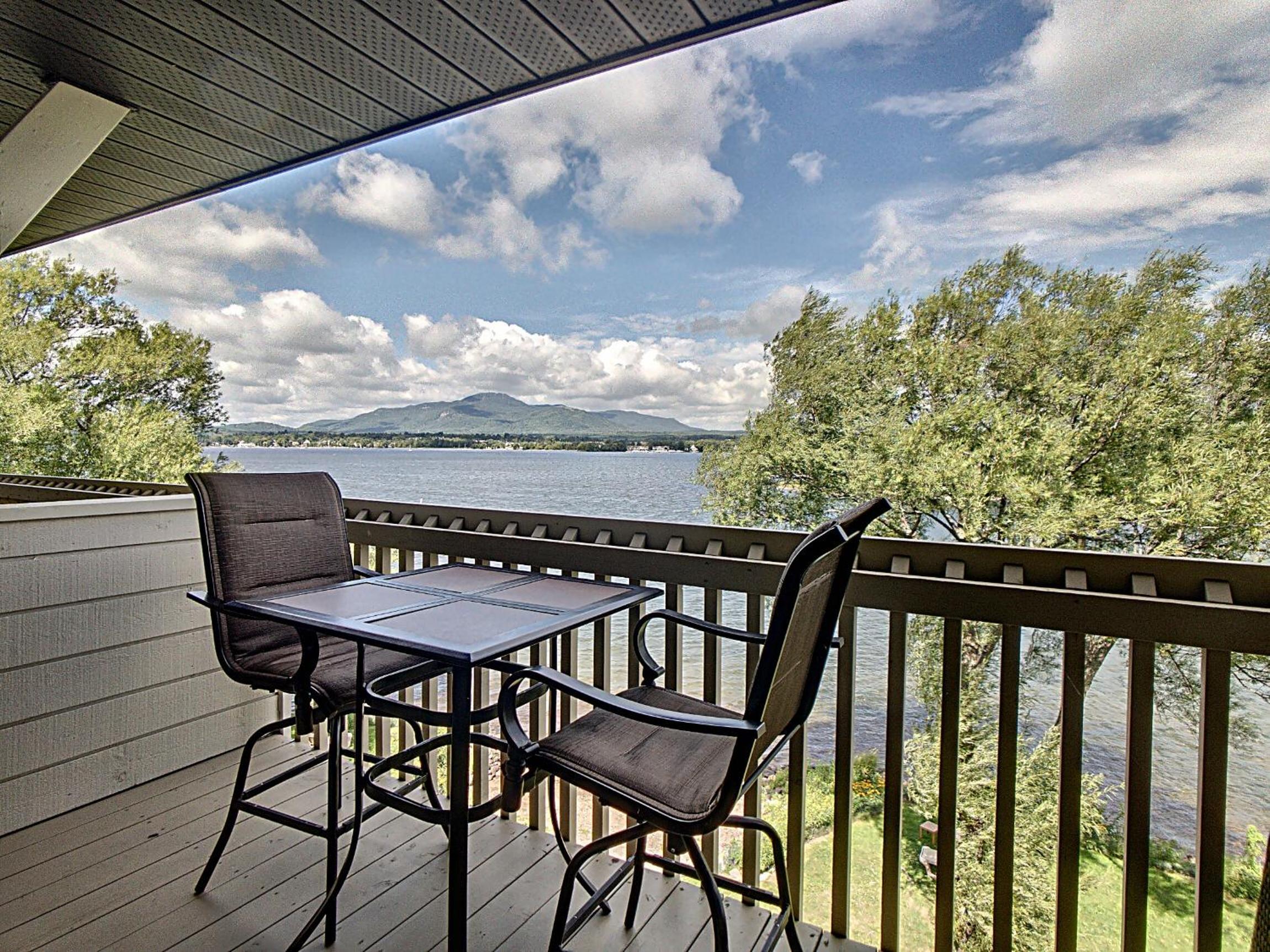 Location Tourisme Estrie - Oberge du Village