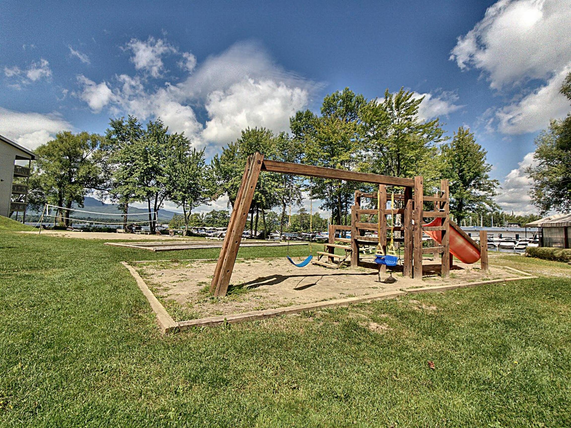 Location Tourisme Estrie - Oberge du Village