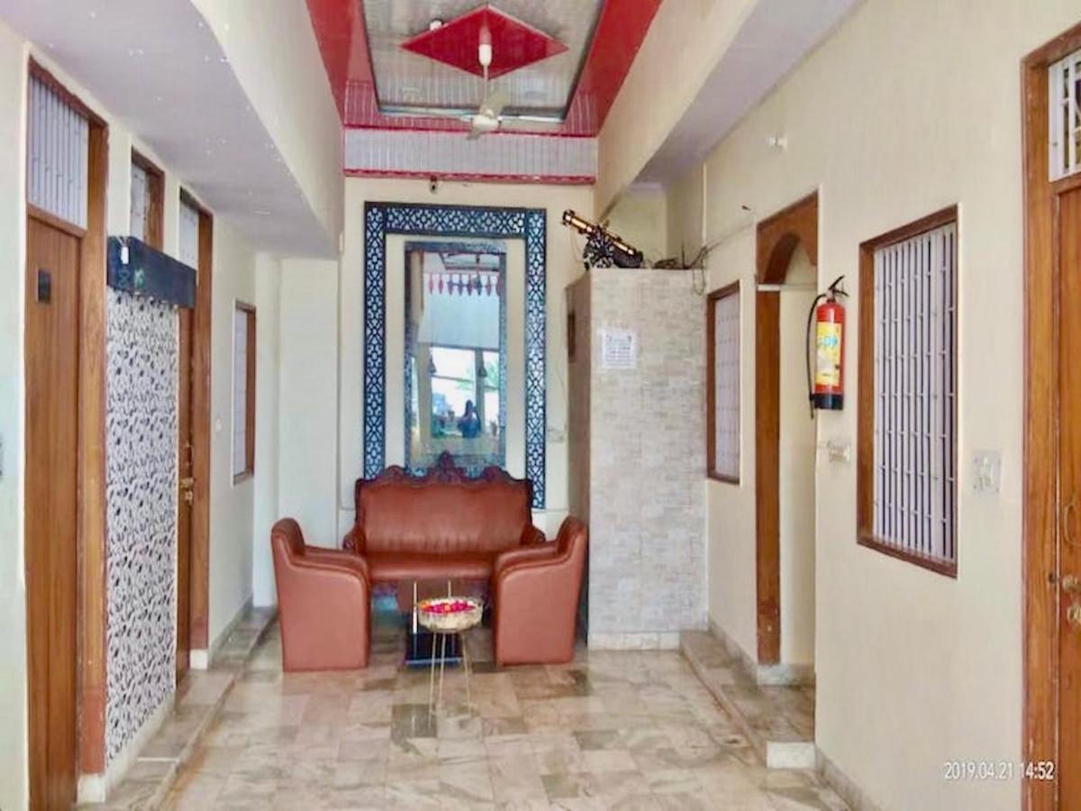 Hotel Saniya Palace inn