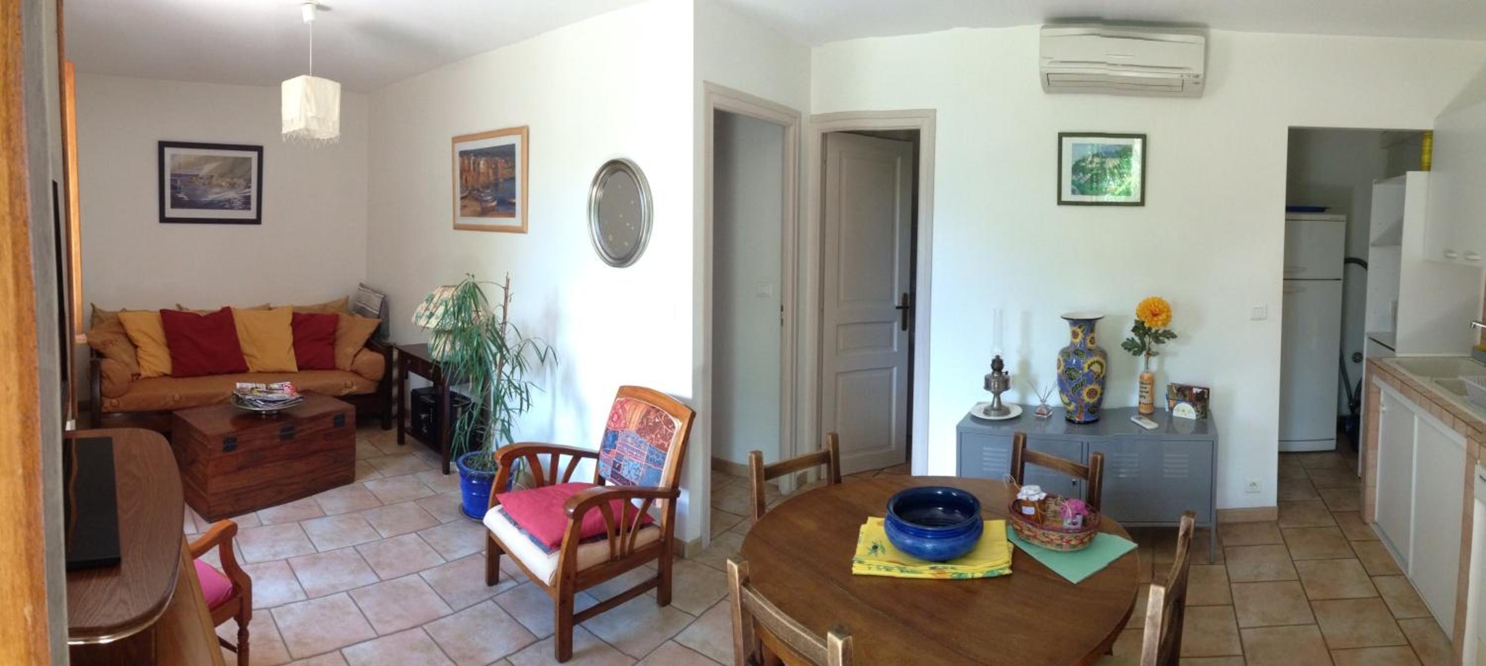 GITE , Maison de vacances avec extérieur et terrasse fleurie meublé tourisme 3 étoiles view 5