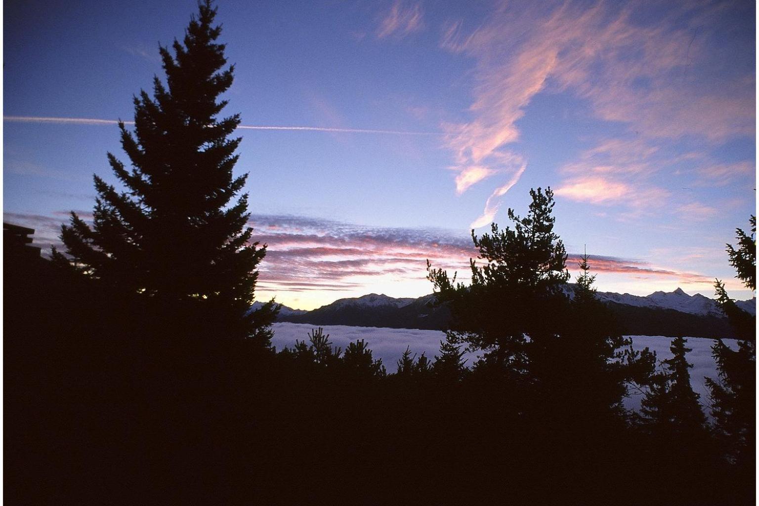 Apartment Eglantine with stunning views of the Valais Peaks