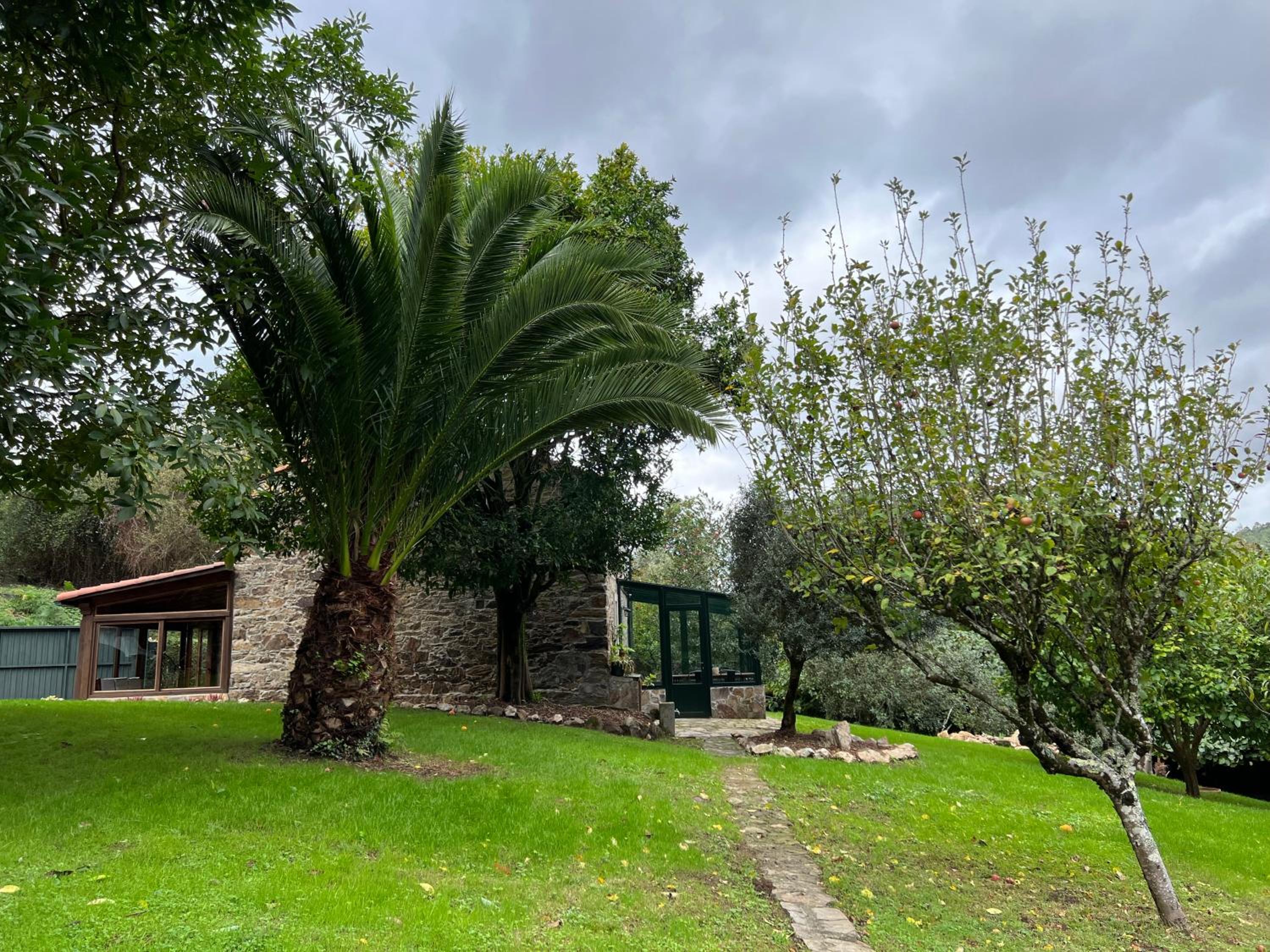 Rural Lambre by Miramar Stays