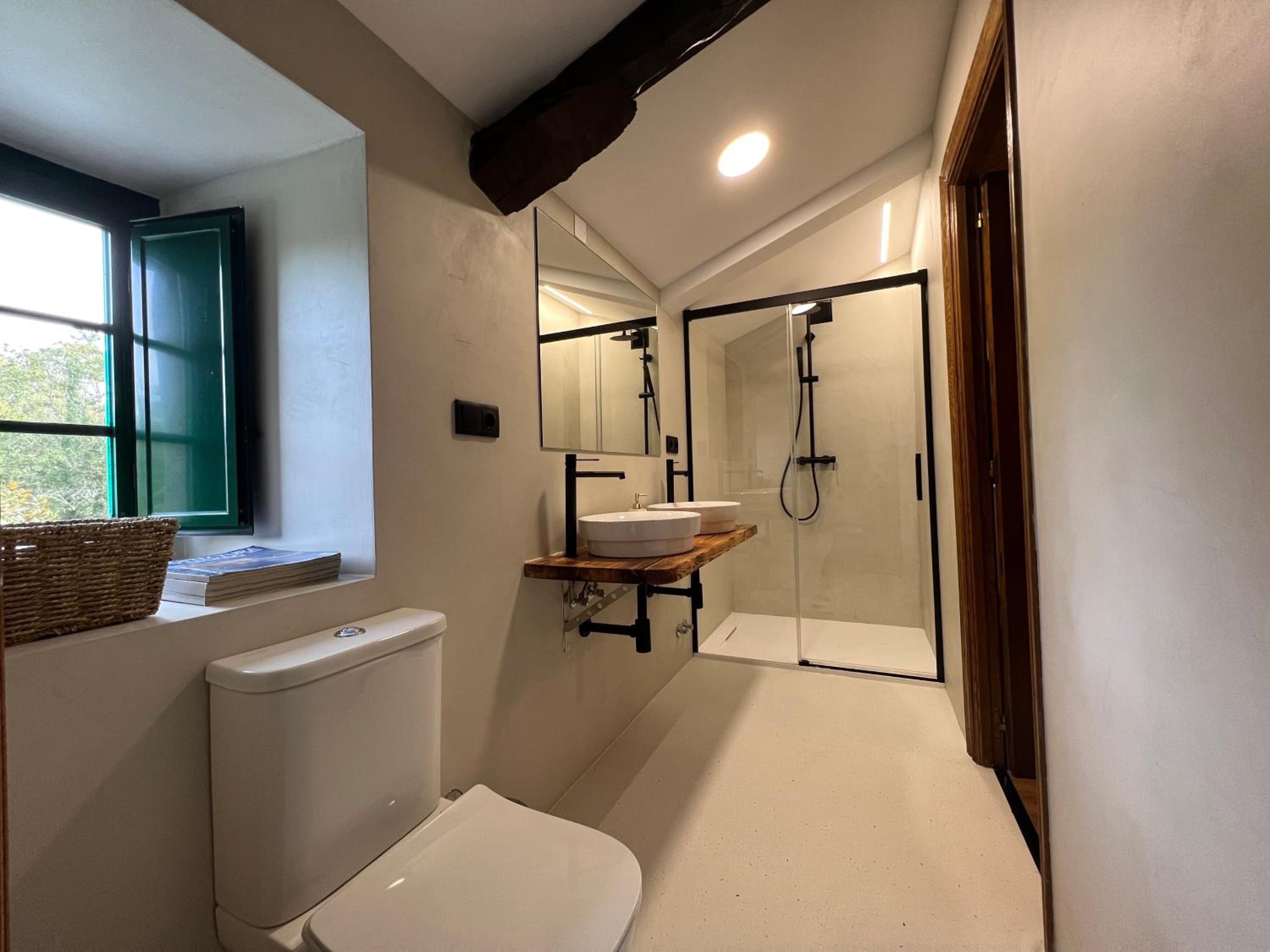 Rural Lambre by Miramar Stays