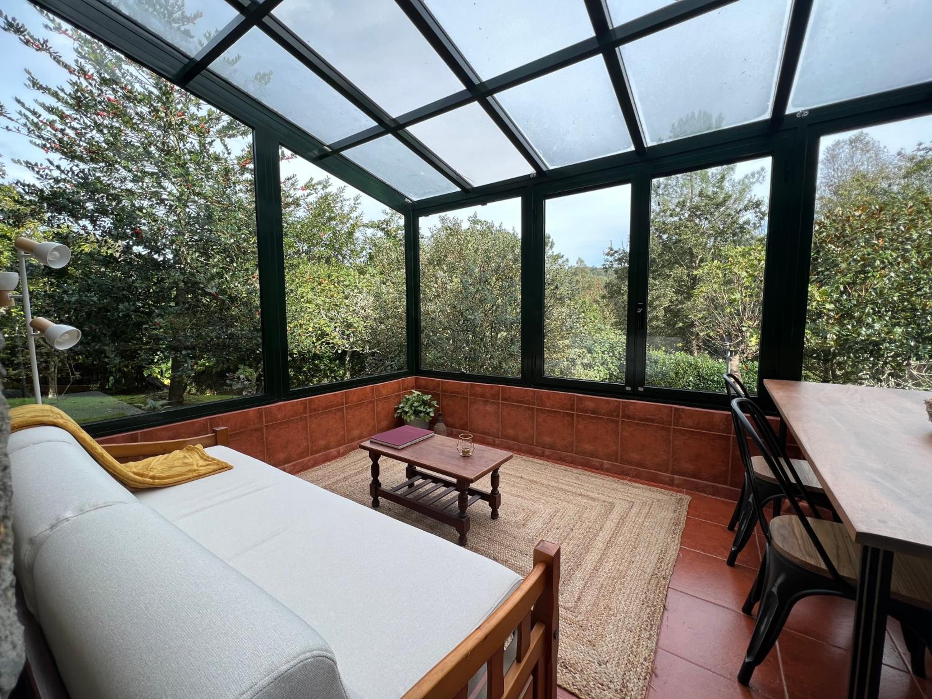 Rural Lambre by Miramar Stays