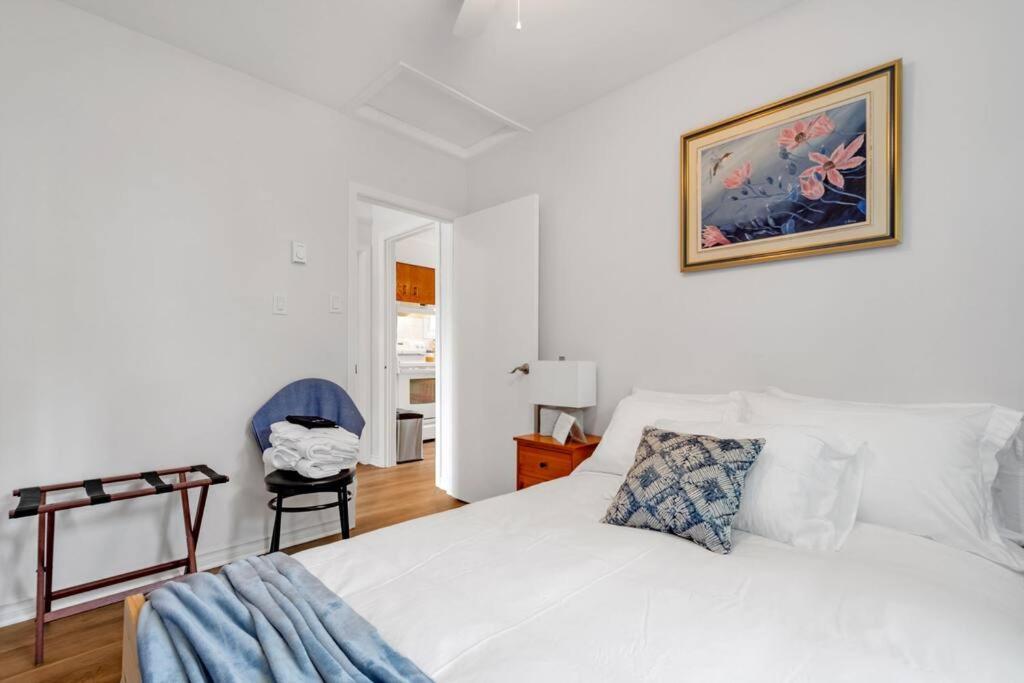 Cozy Waterfront Cottage, WiFi-Netflix-Dog Friendly