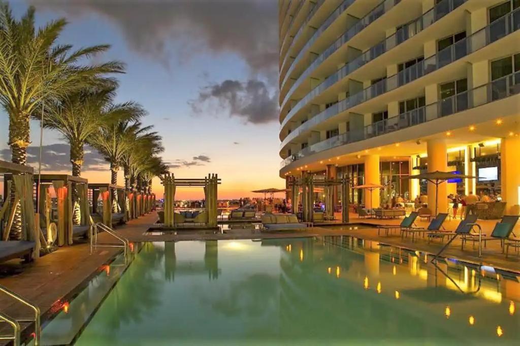 Beautiful Beachfront Penthouse