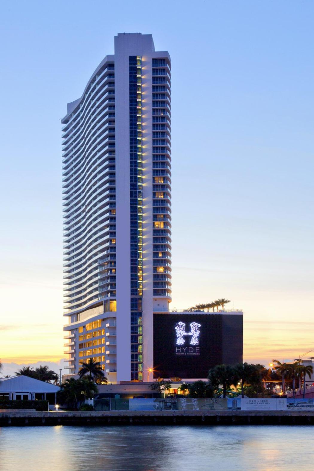 Beautiful Beachfront Penthouse