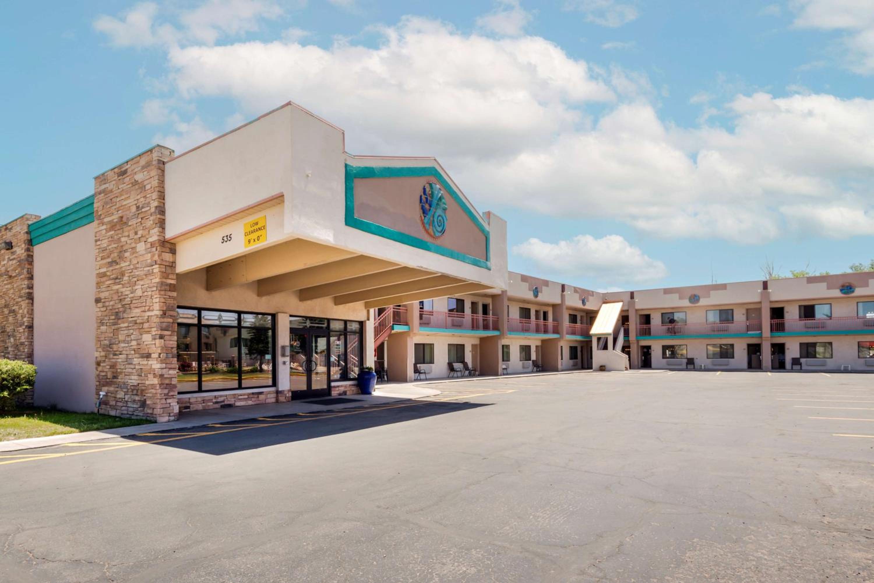 Cortez Vacations - Best Western Turquoise Inn  Suites - Property Image 9