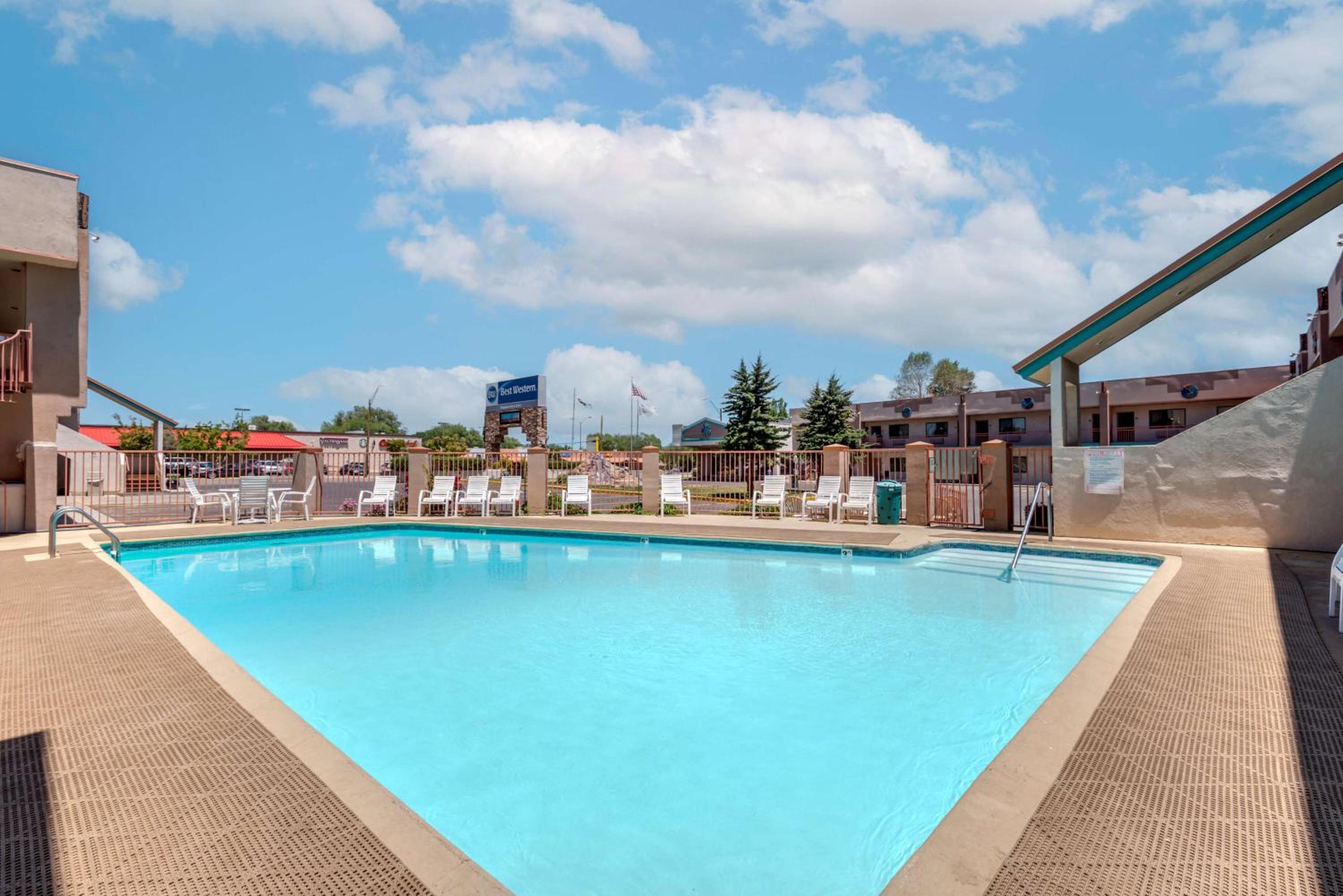 Cortez Vacations - Best Western Turquoise Inn  Suites - Property Image 5