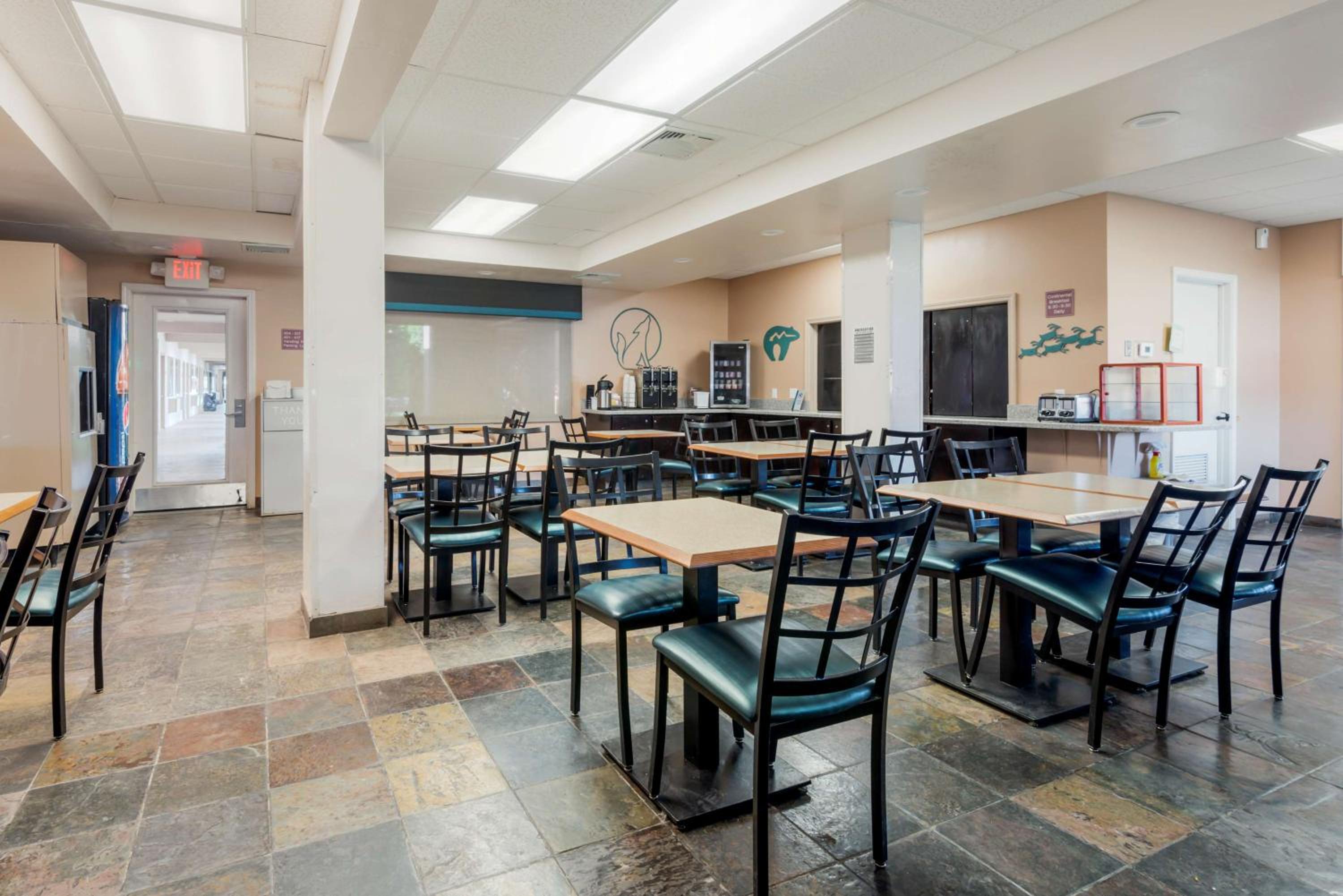 Cortez Vacations - Best Western Turquoise Inn  Suites - Property Image 4